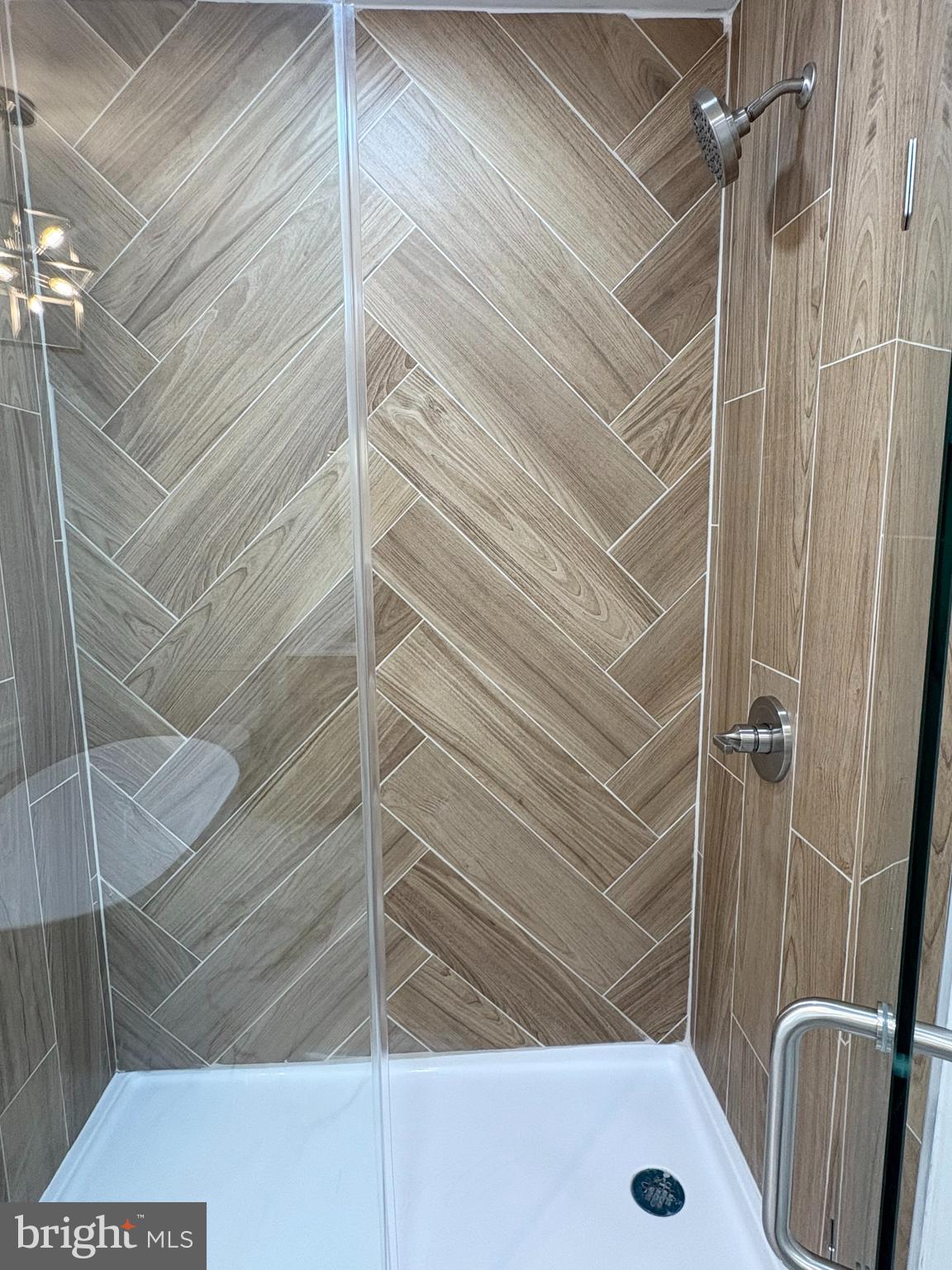 SOUTH LANCASTER - Residential