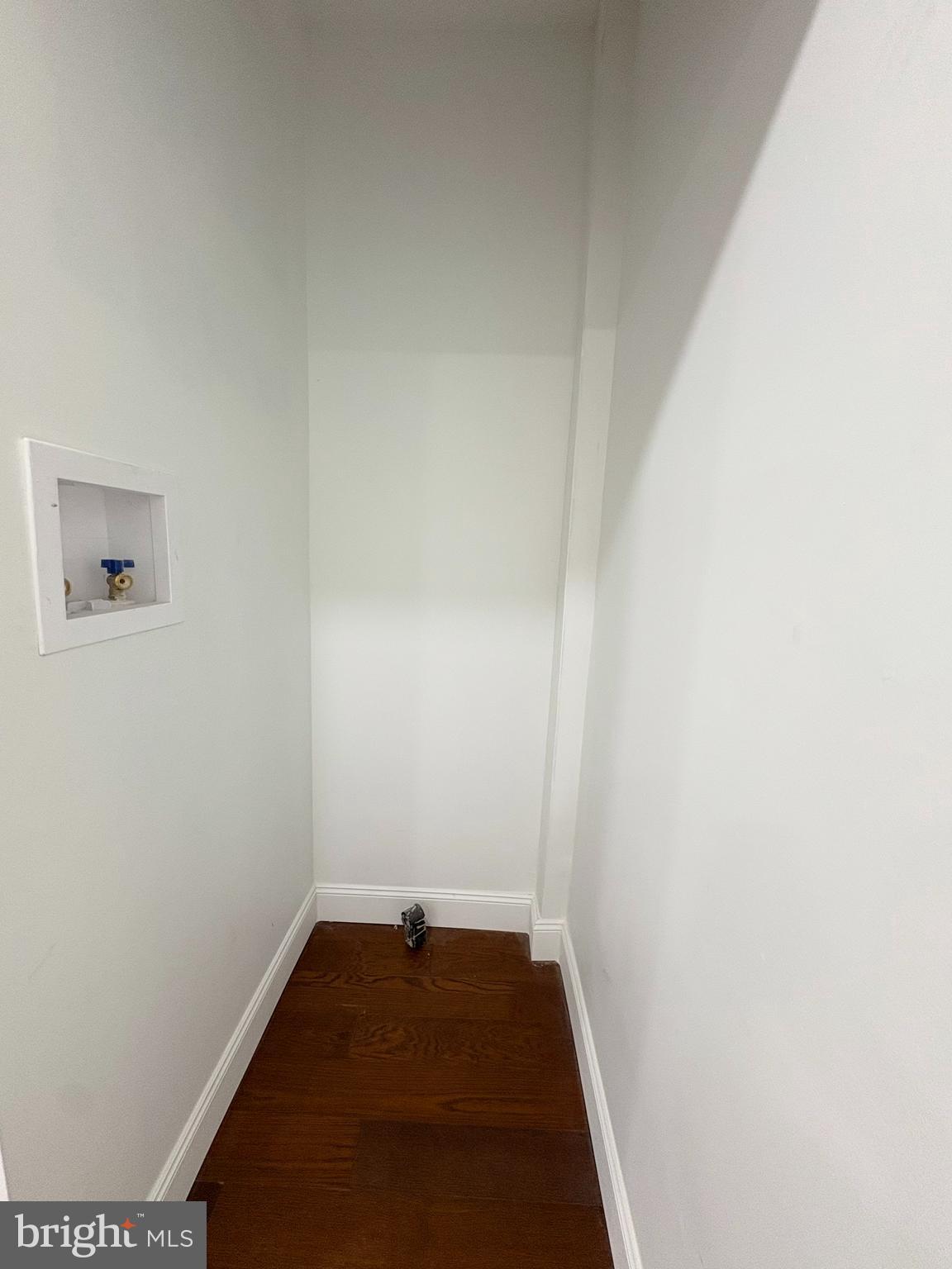 SOUTH LANCASTER - Residential
