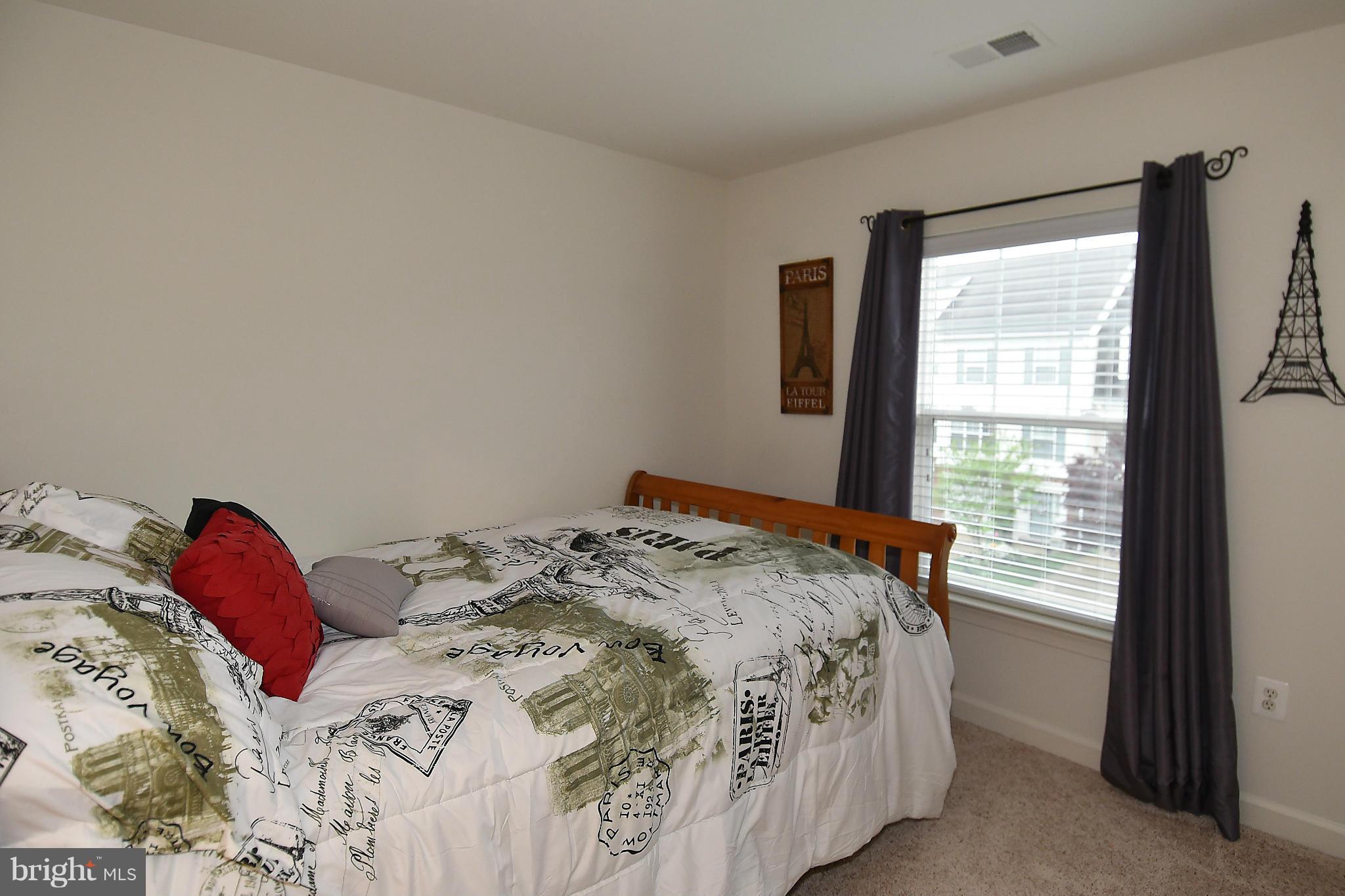 BLOOMS MILL - Residential