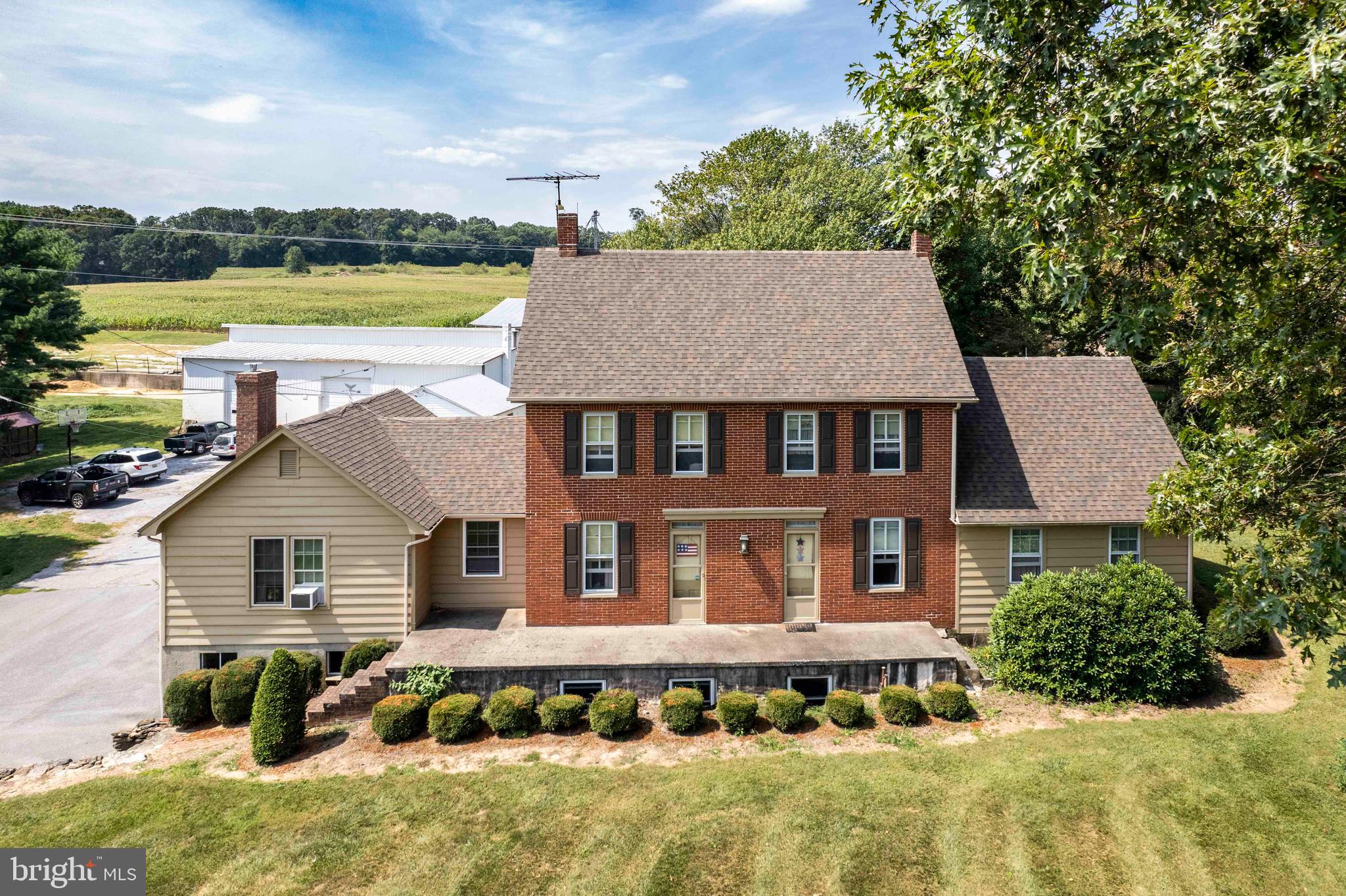 HAMPSTEAD - Land