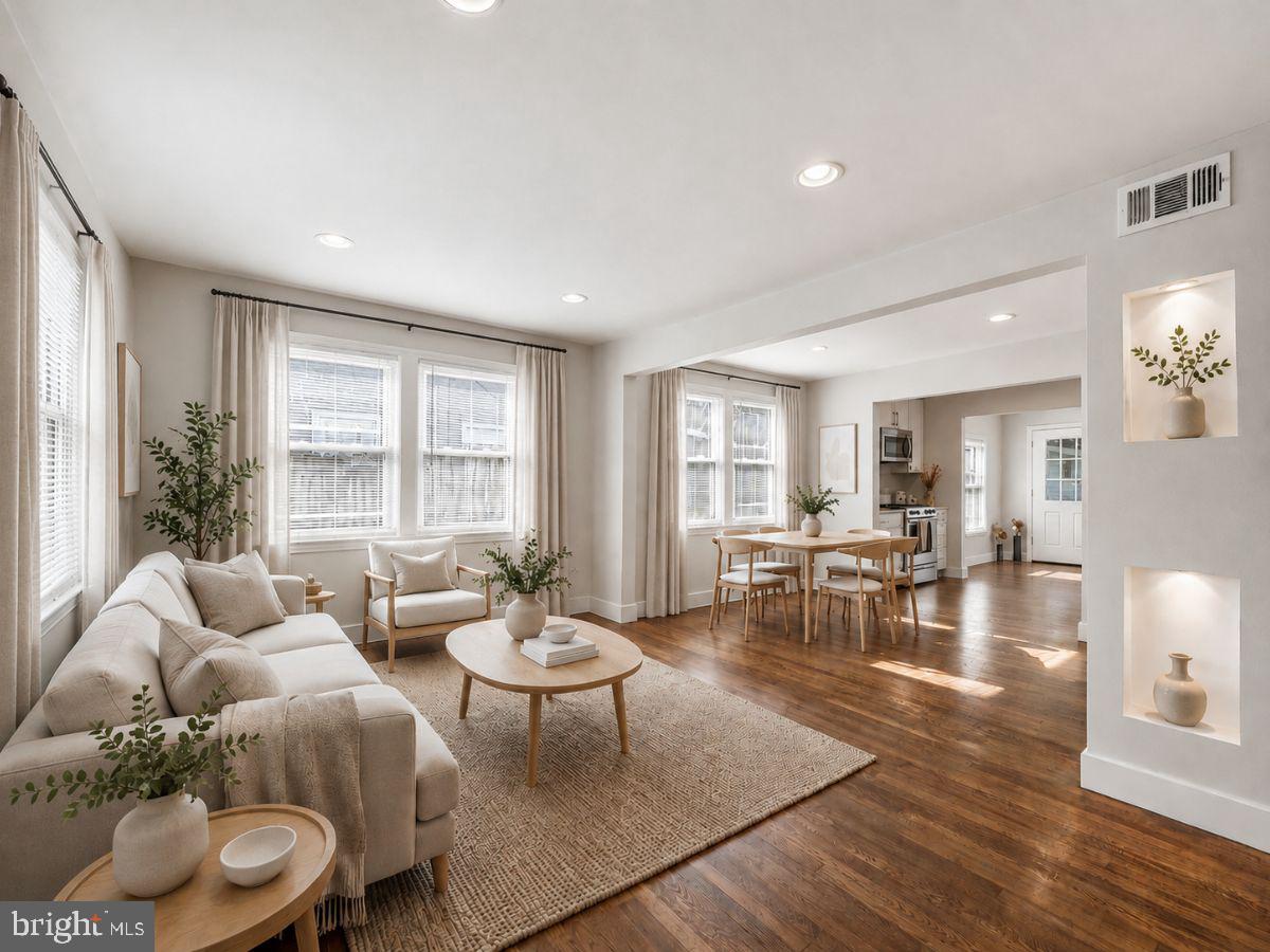 ROCKCREST - Residential