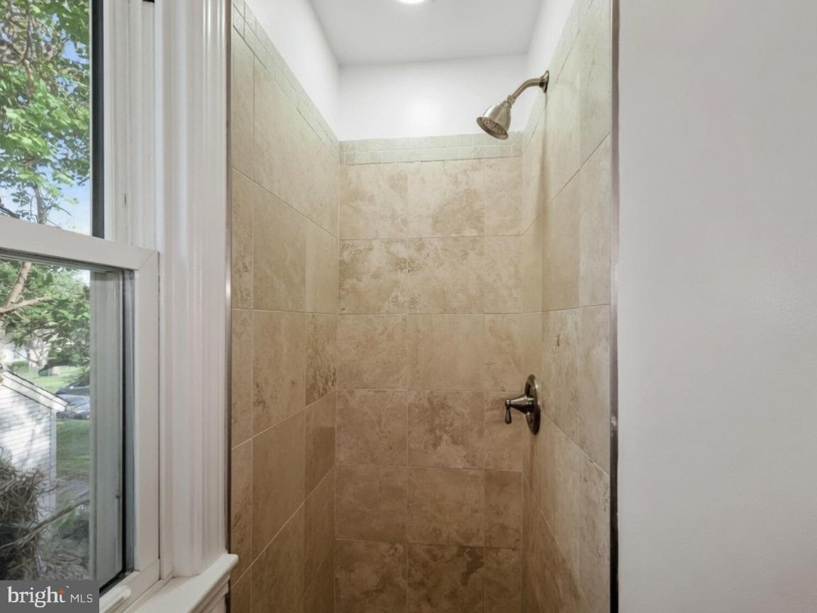 ROCKCREST - Residential