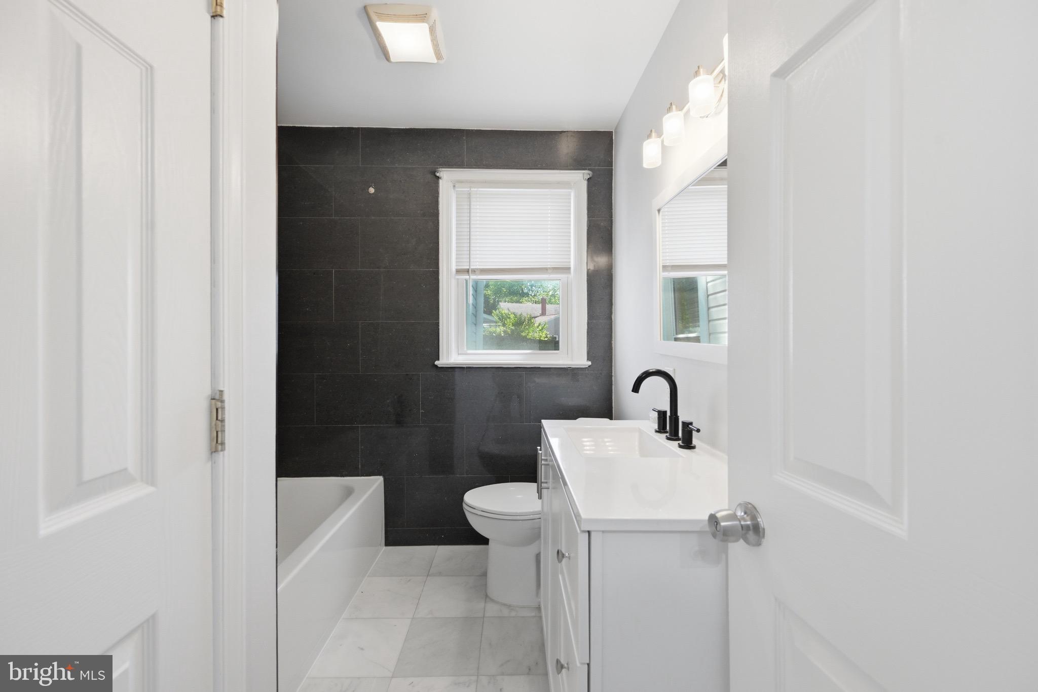 ROCKCREST - Residential
