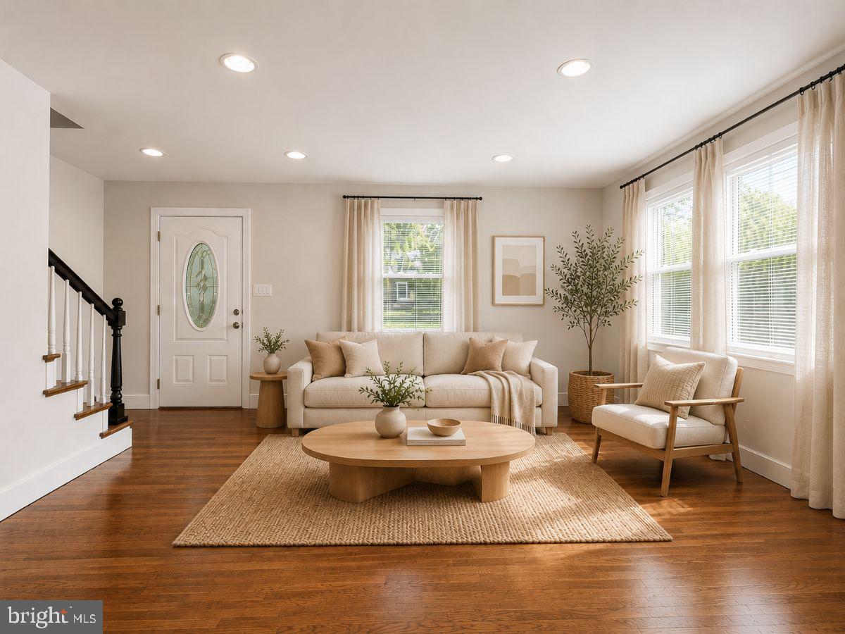 ROCKCREST - Residential