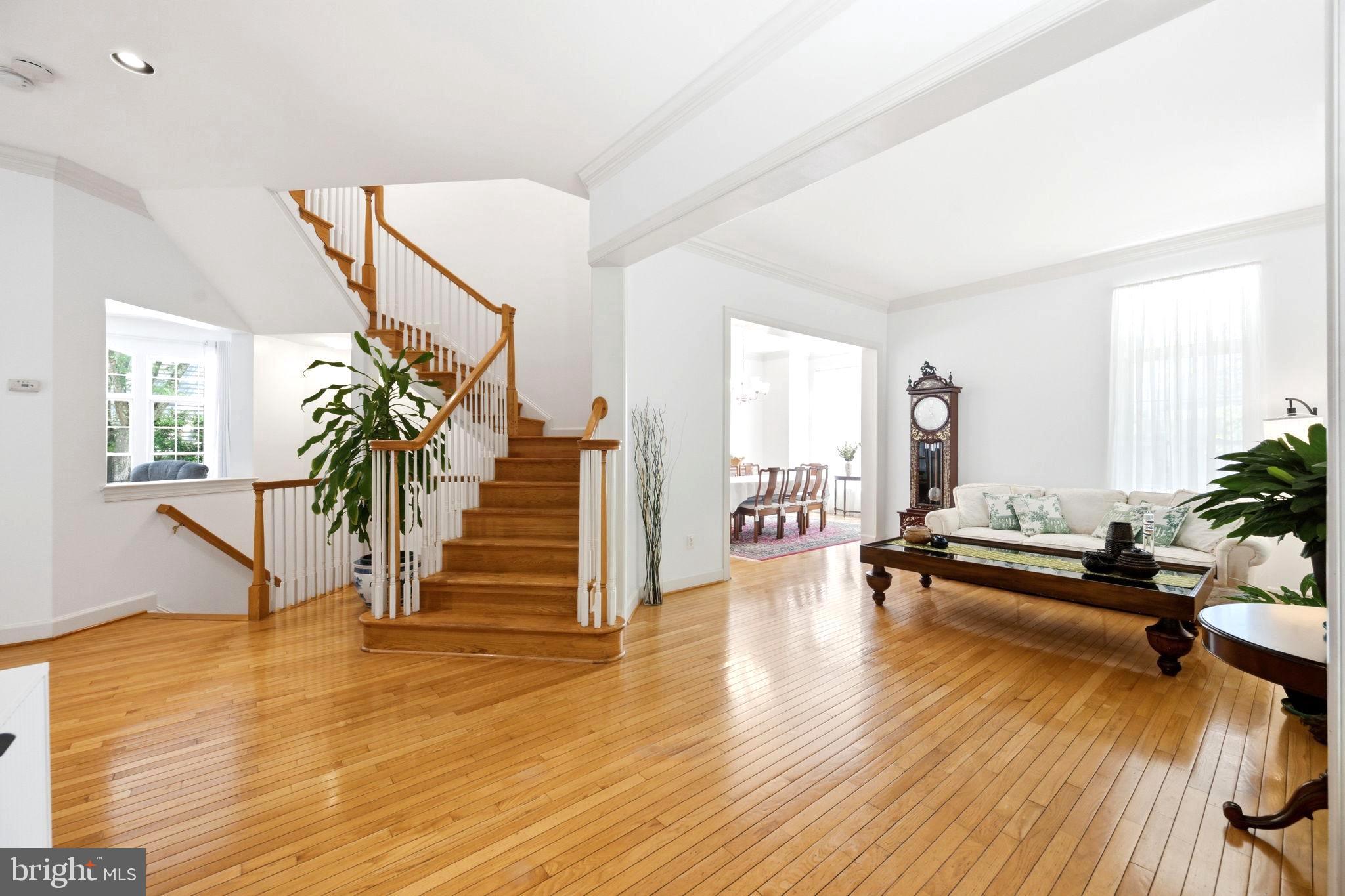 KING FARM WATKINS POND - Residential