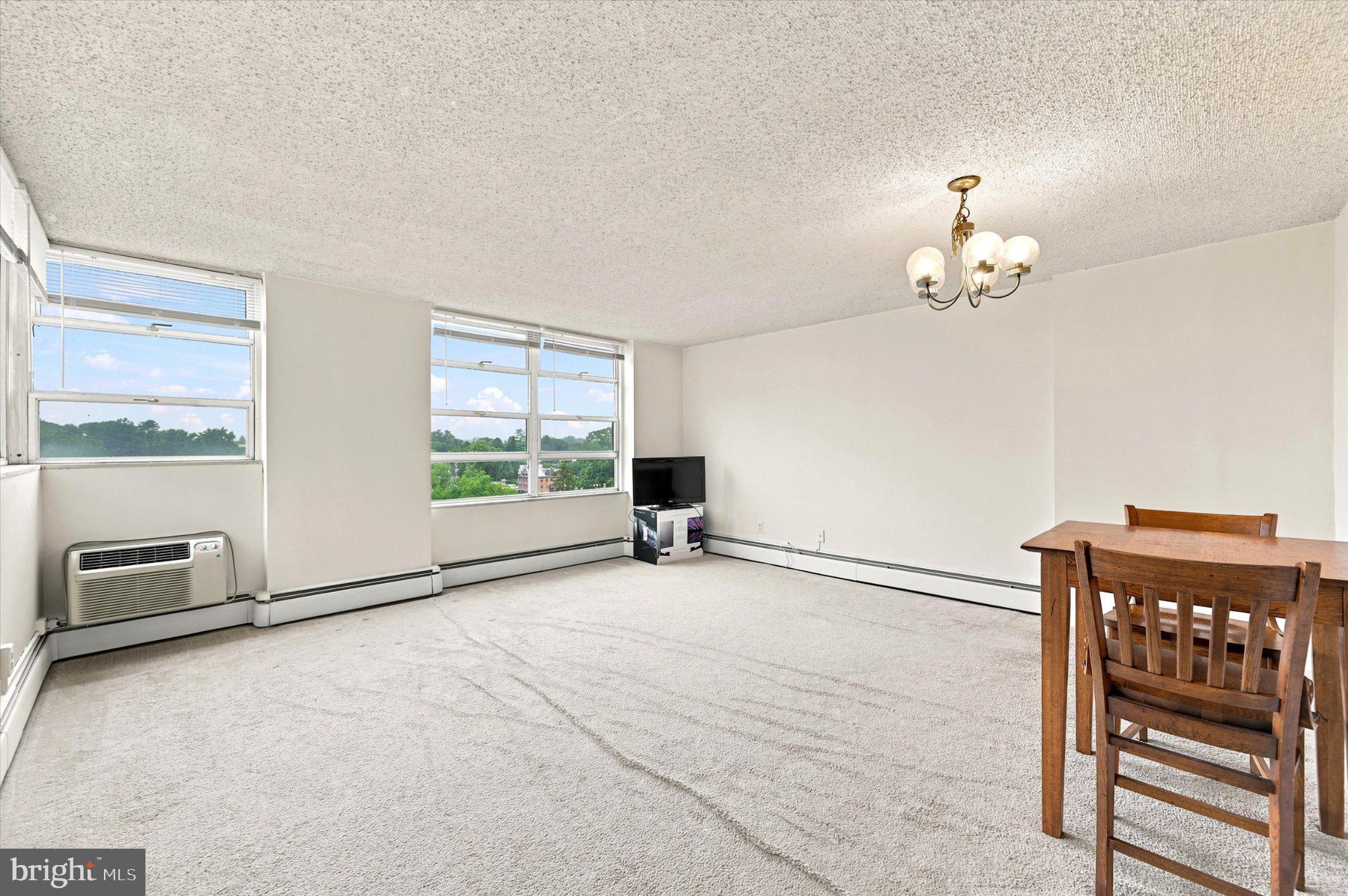 RADNOR HOUSE - Residential