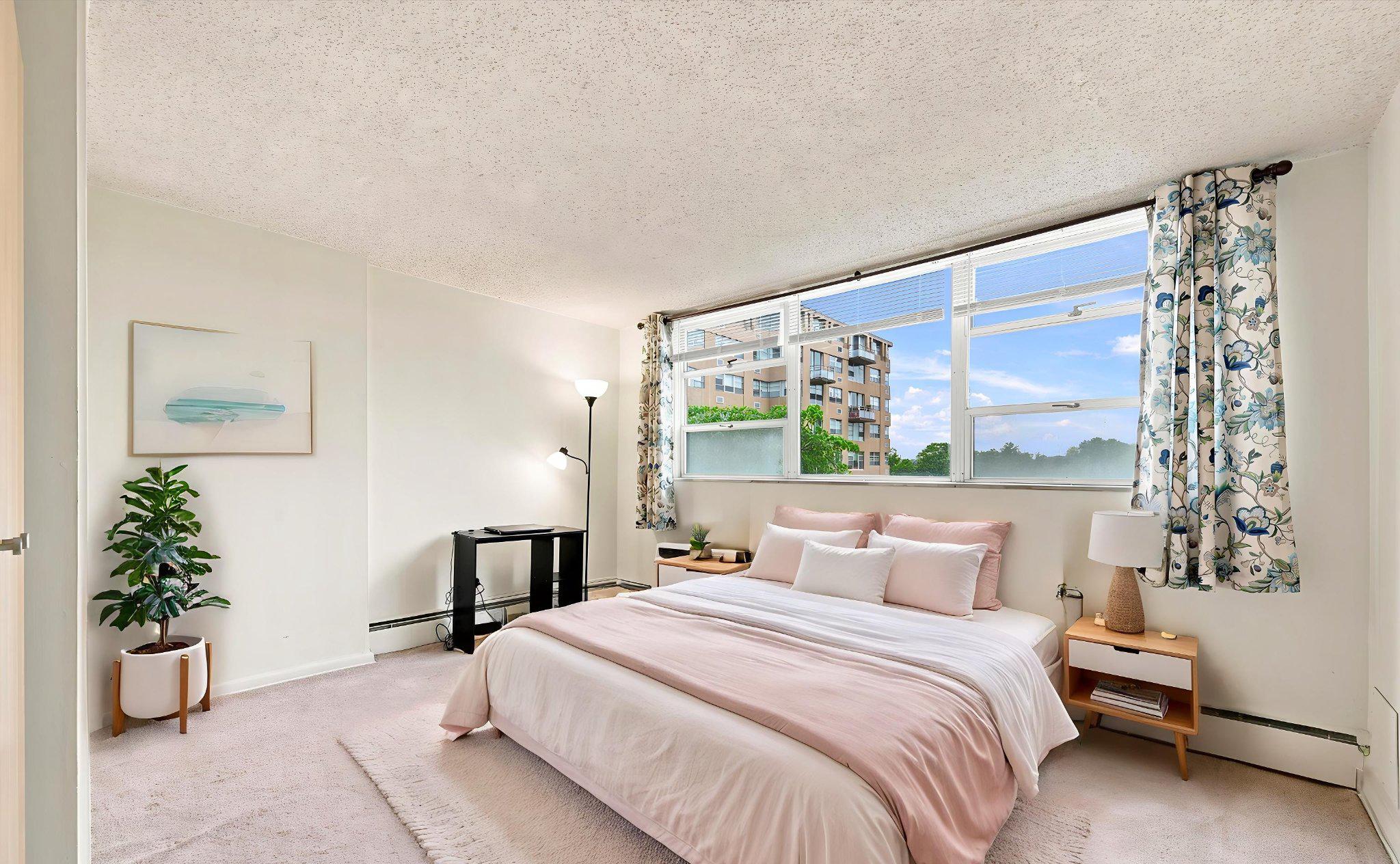 RADNOR HOUSE - Residential