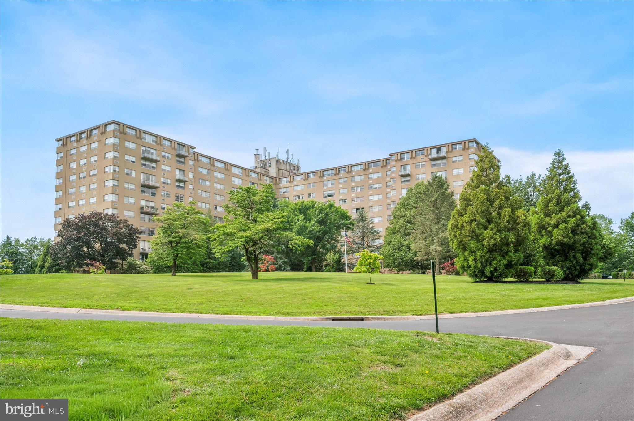 RADNOR HOUSE - Residential