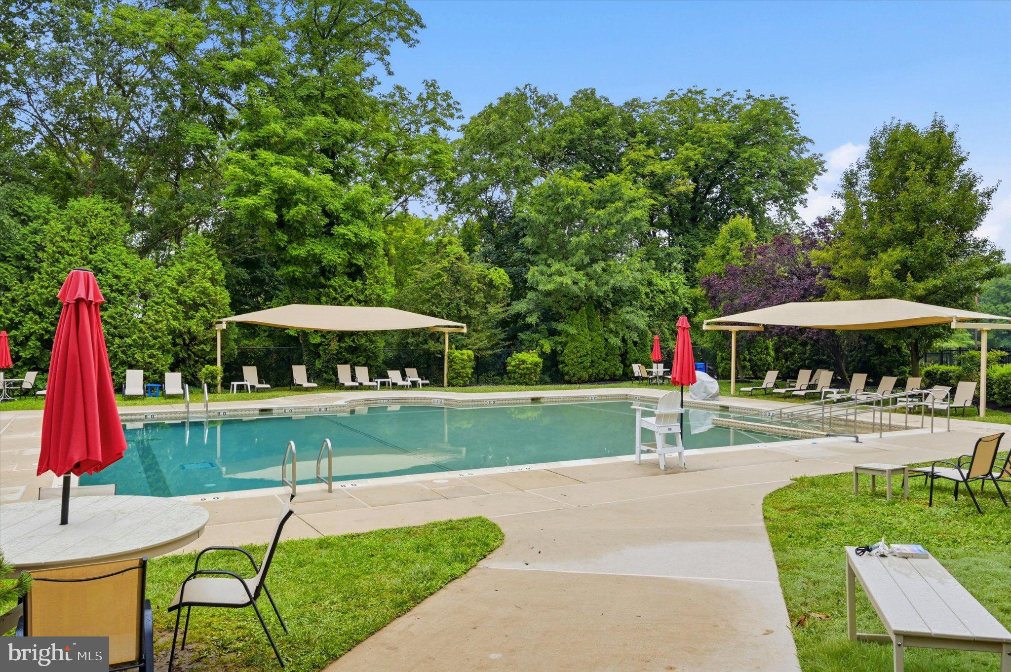 RADNOR HOUSE - Residential