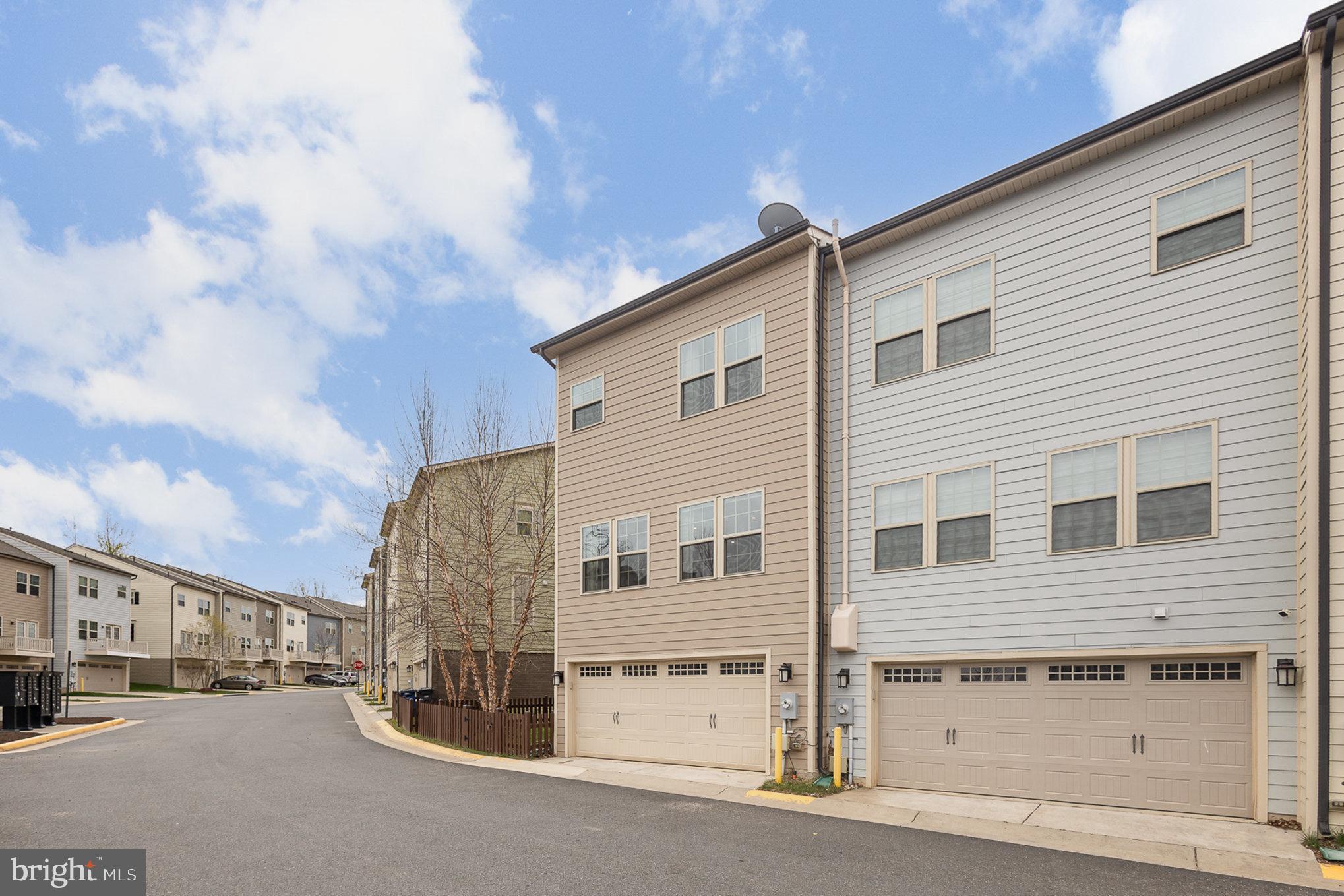 POTOMAC SHORES - Residential