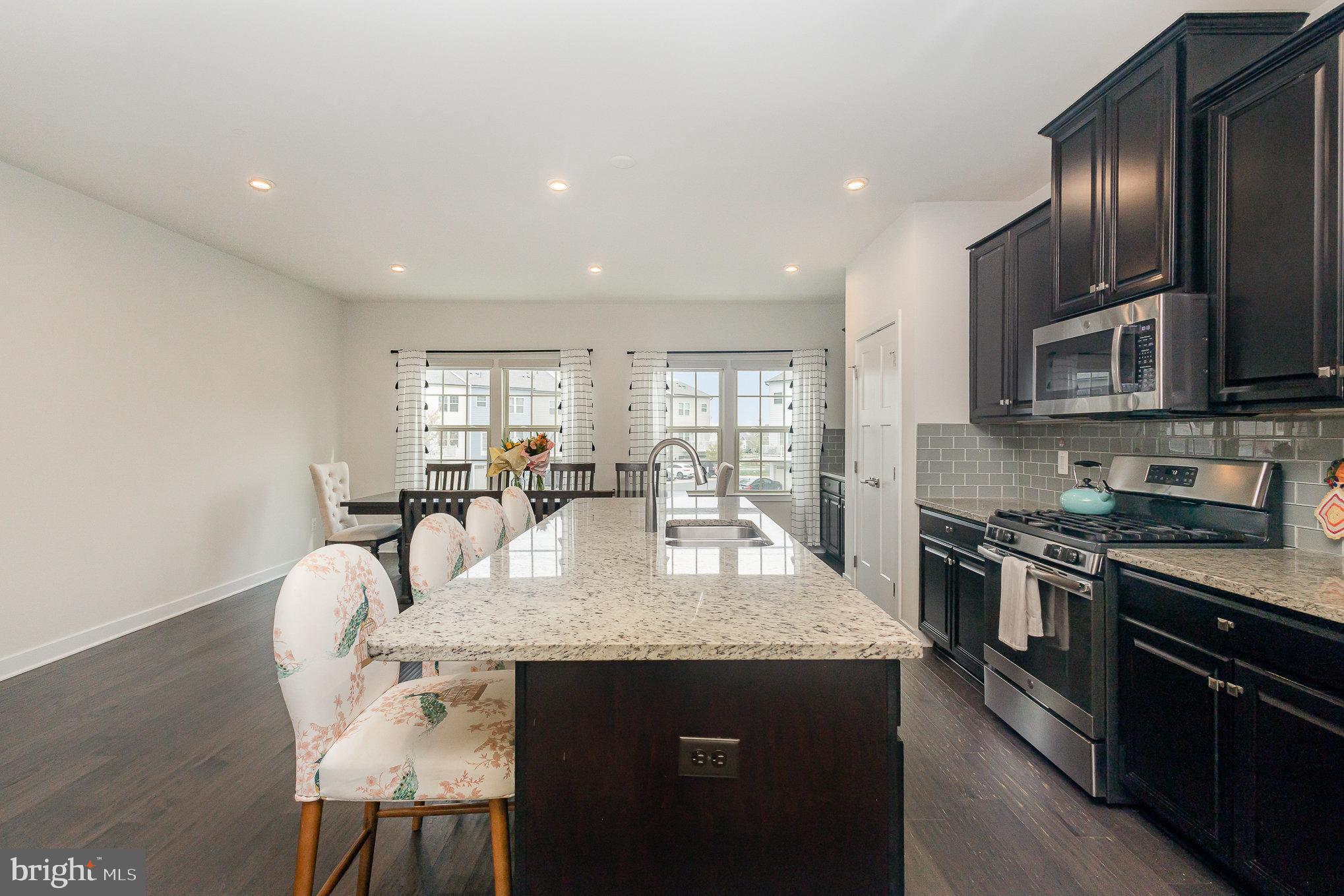 POTOMAC SHORES - Residential