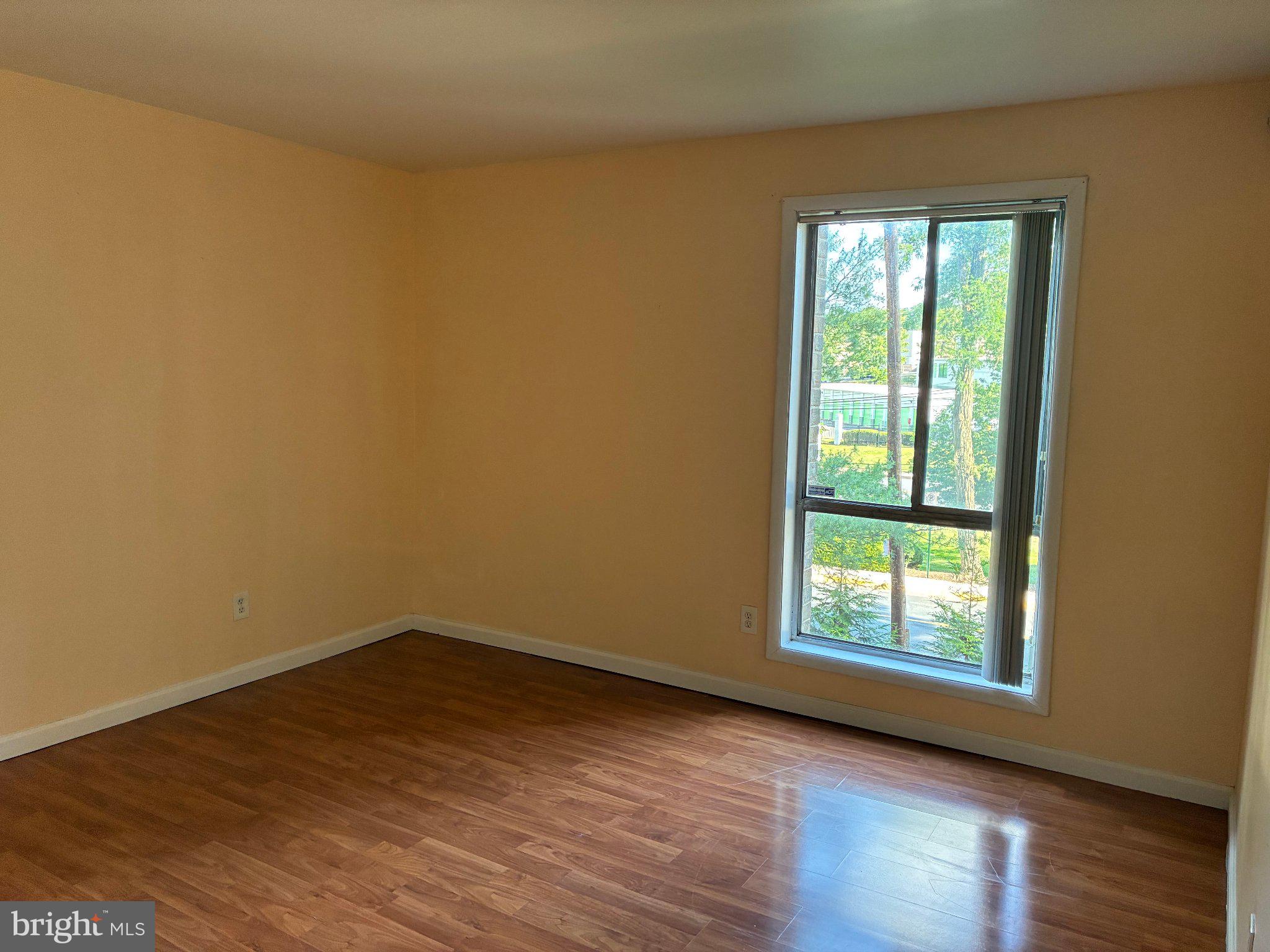 WALNUT GROVE - Residential