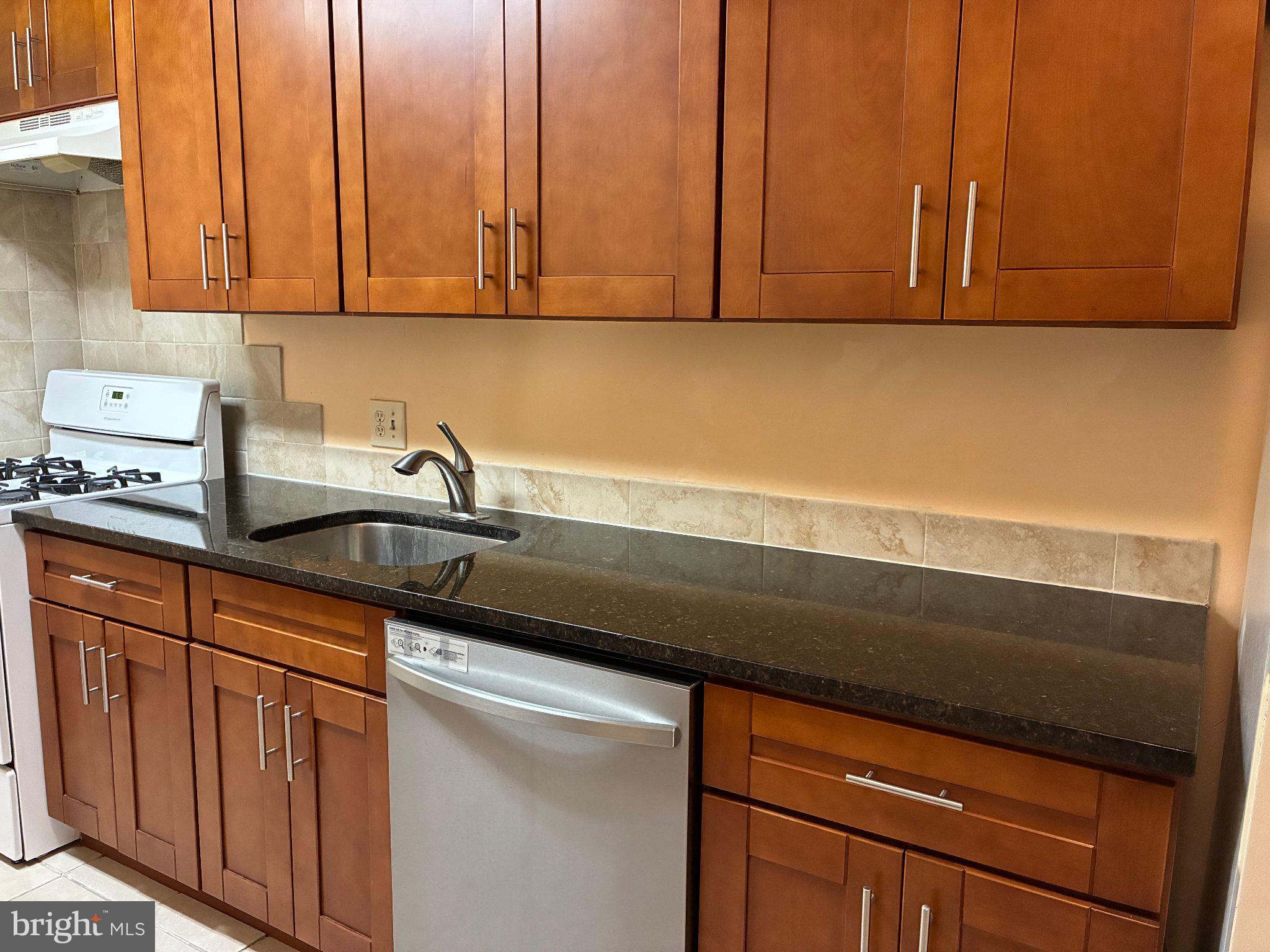 WALNUT GROVE - Residential