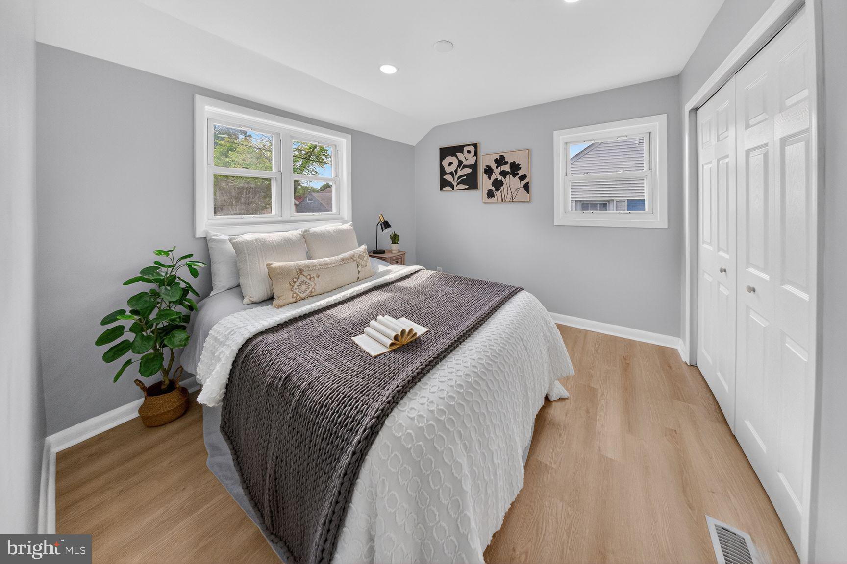 GLENMONT HILLS - Residential