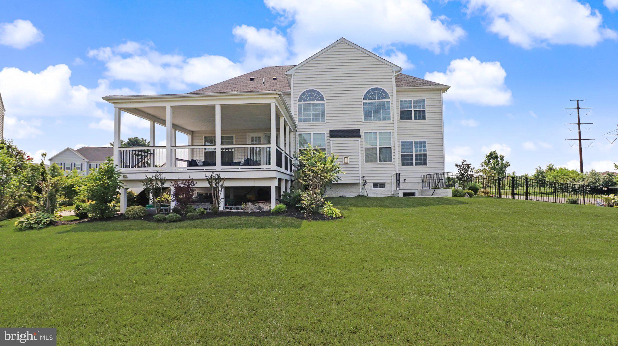 MELODY FARM - Residential