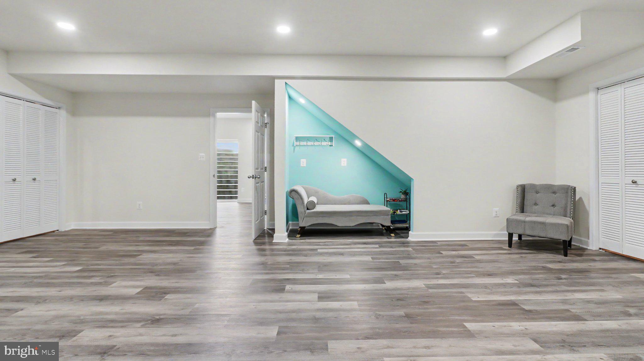 MELODY FARM - Residential