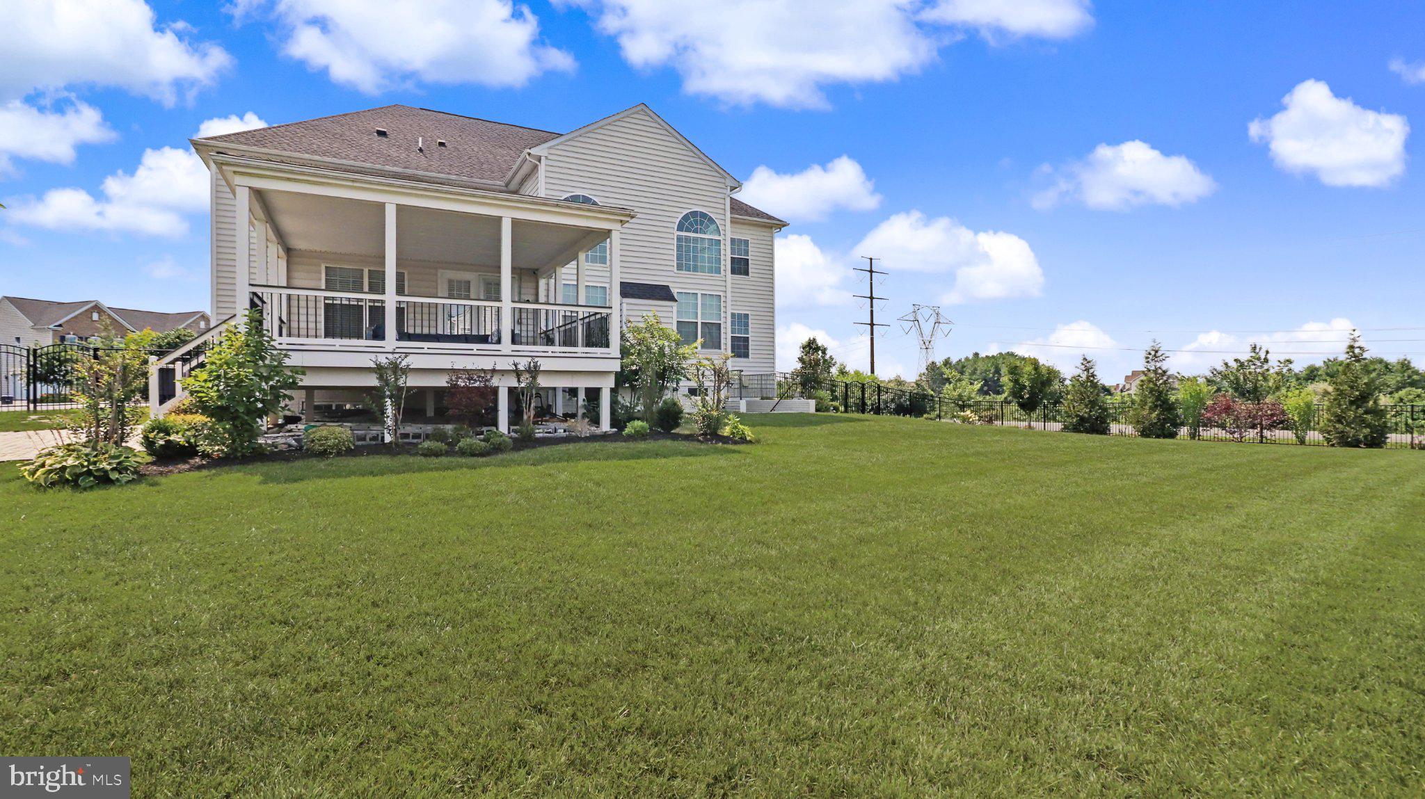 MELODY FARM - Residential