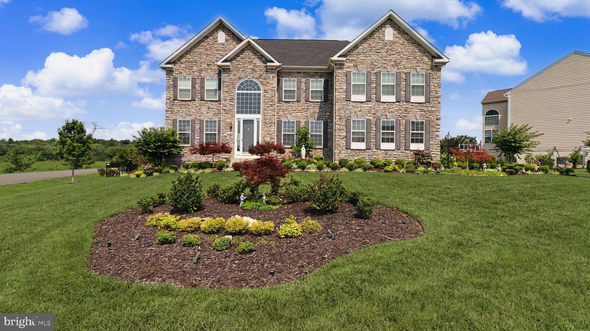MELODY FARM - Residential