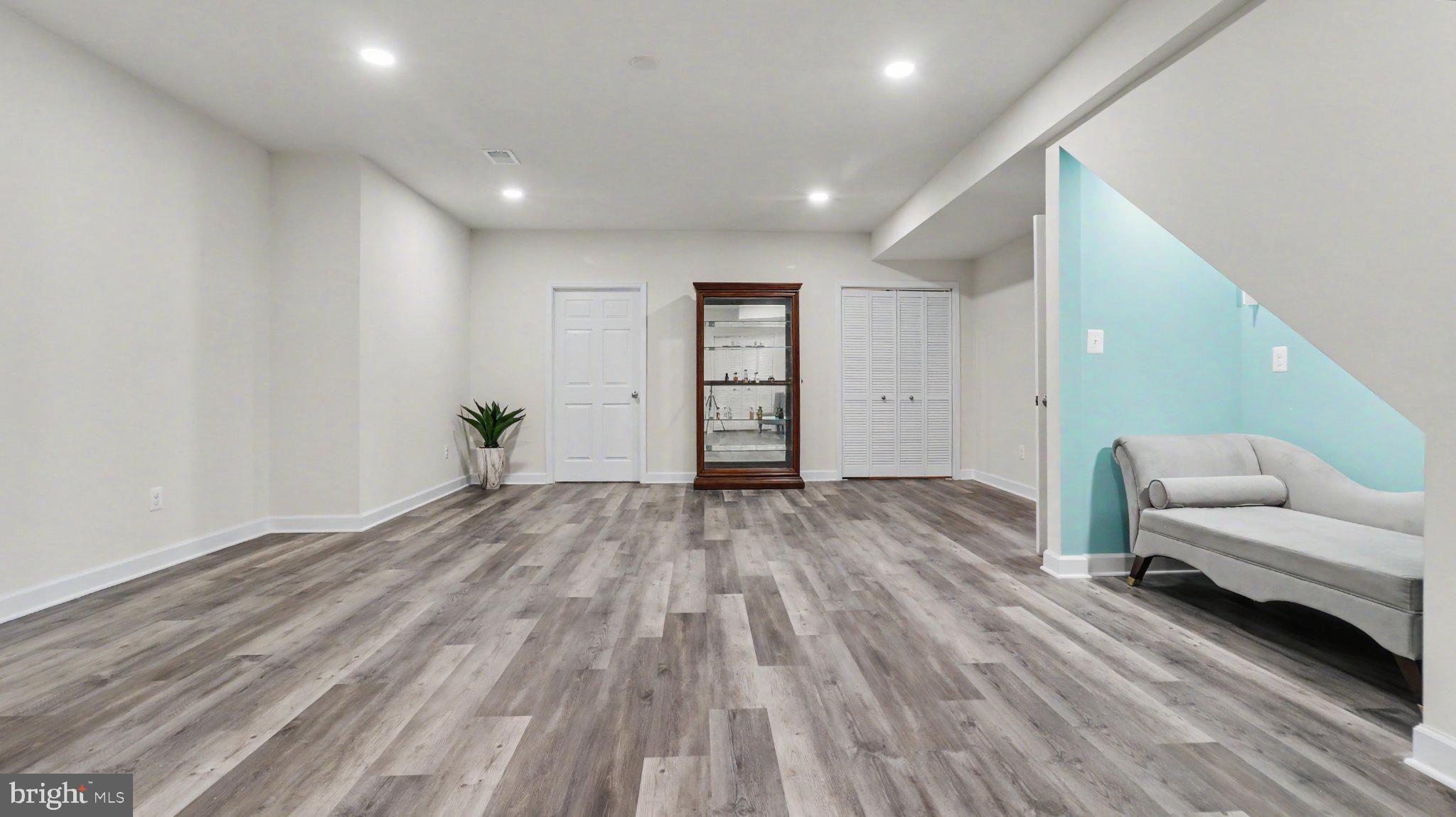 MELODY FARM - Residential