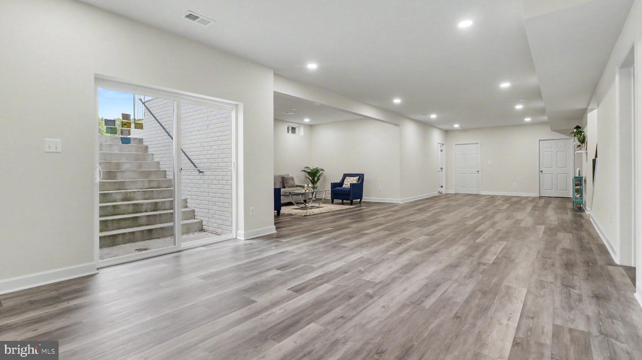 MELODY FARM - Residential