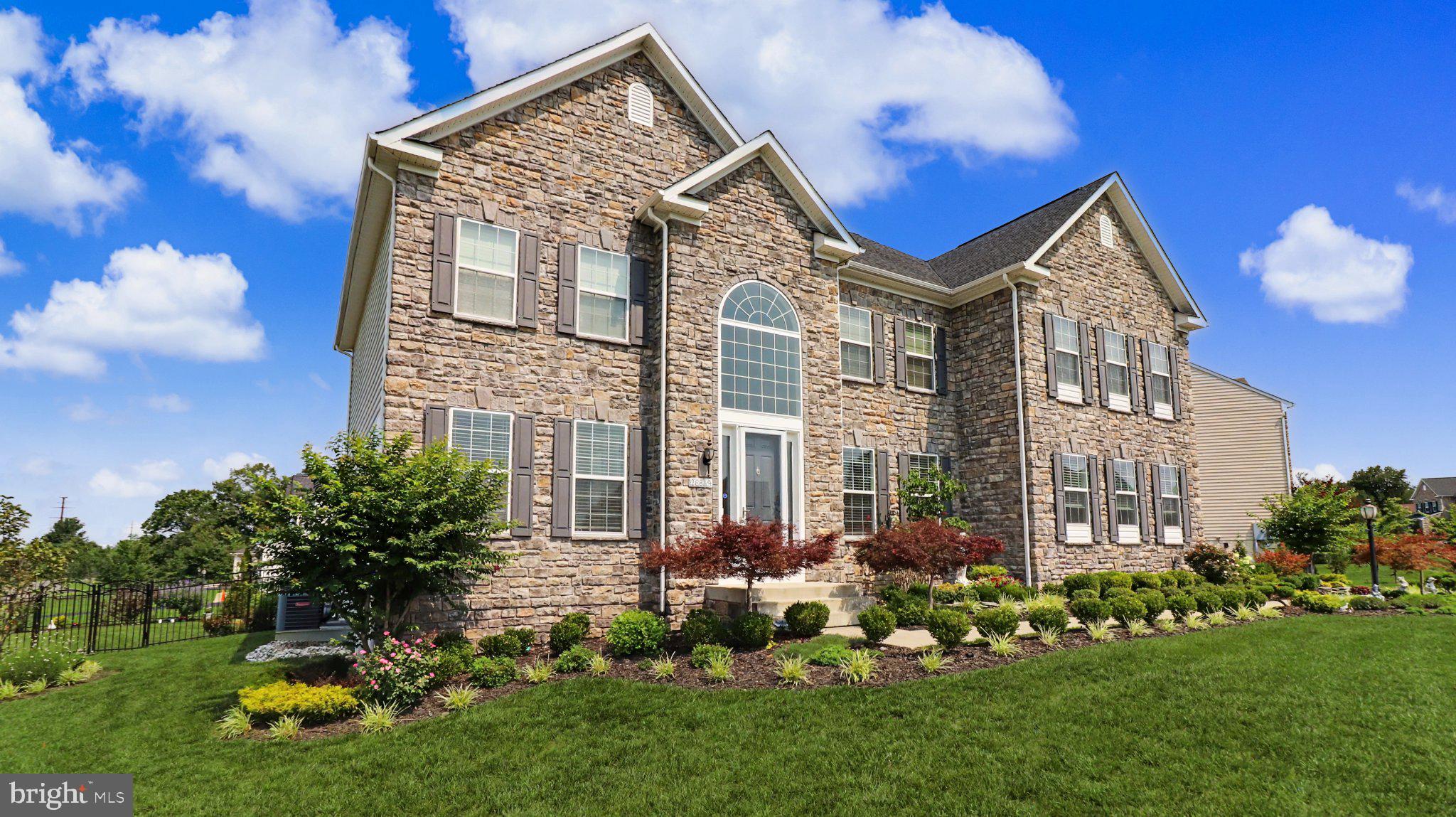 MELODY FARM - Residential