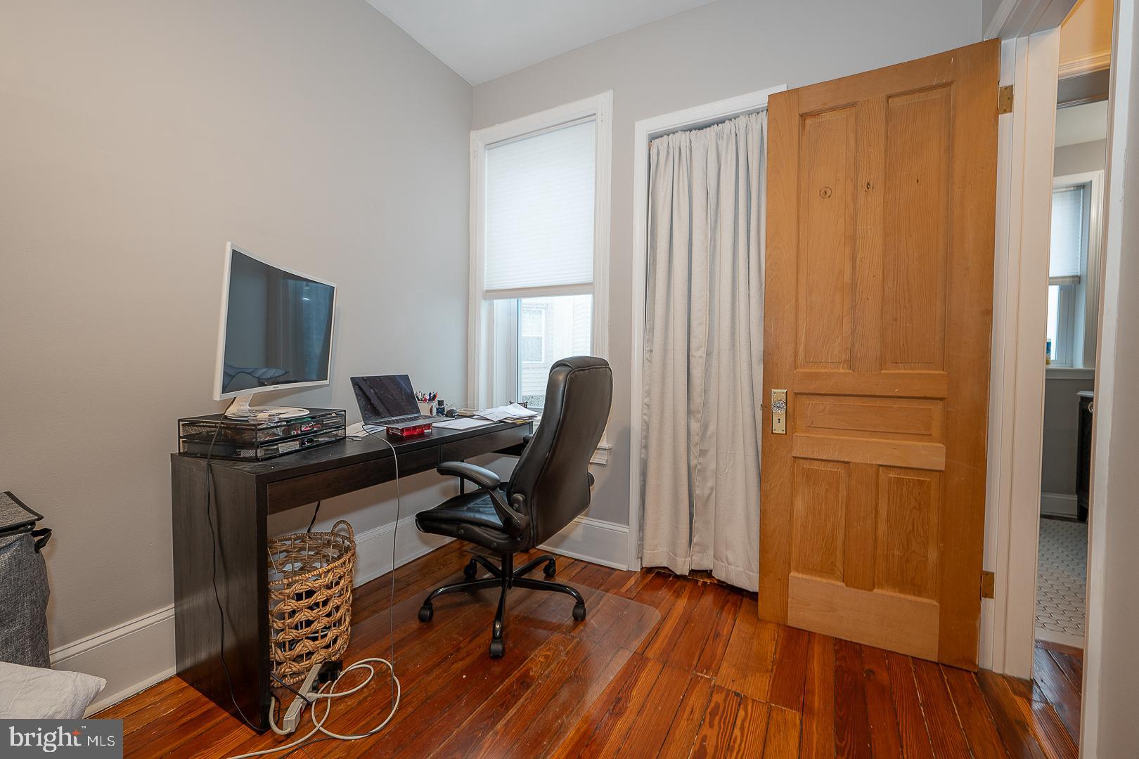 ART MUSEUM AREA - Residential Lease