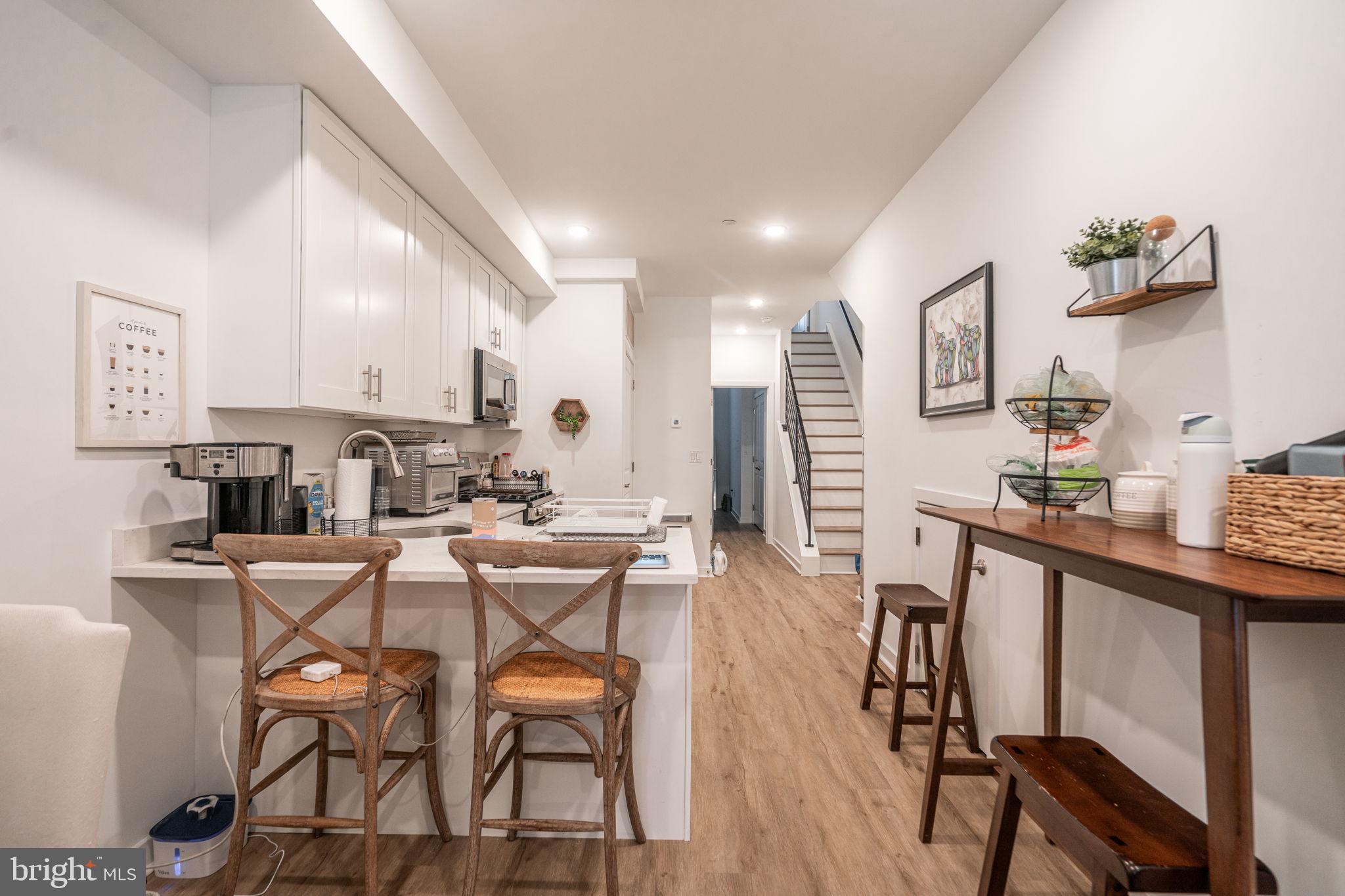 POINT BREEZE - Residential Lease