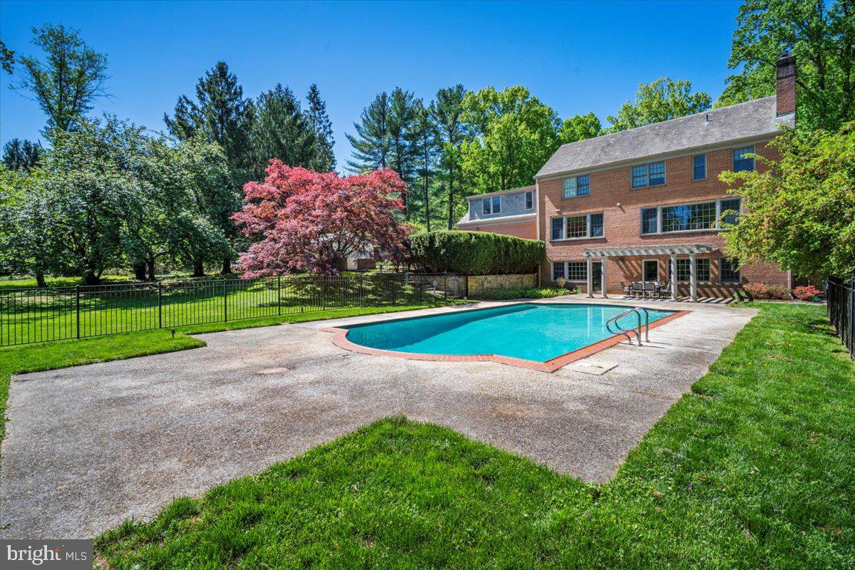 GREAT FALLS ESTATES - Residential