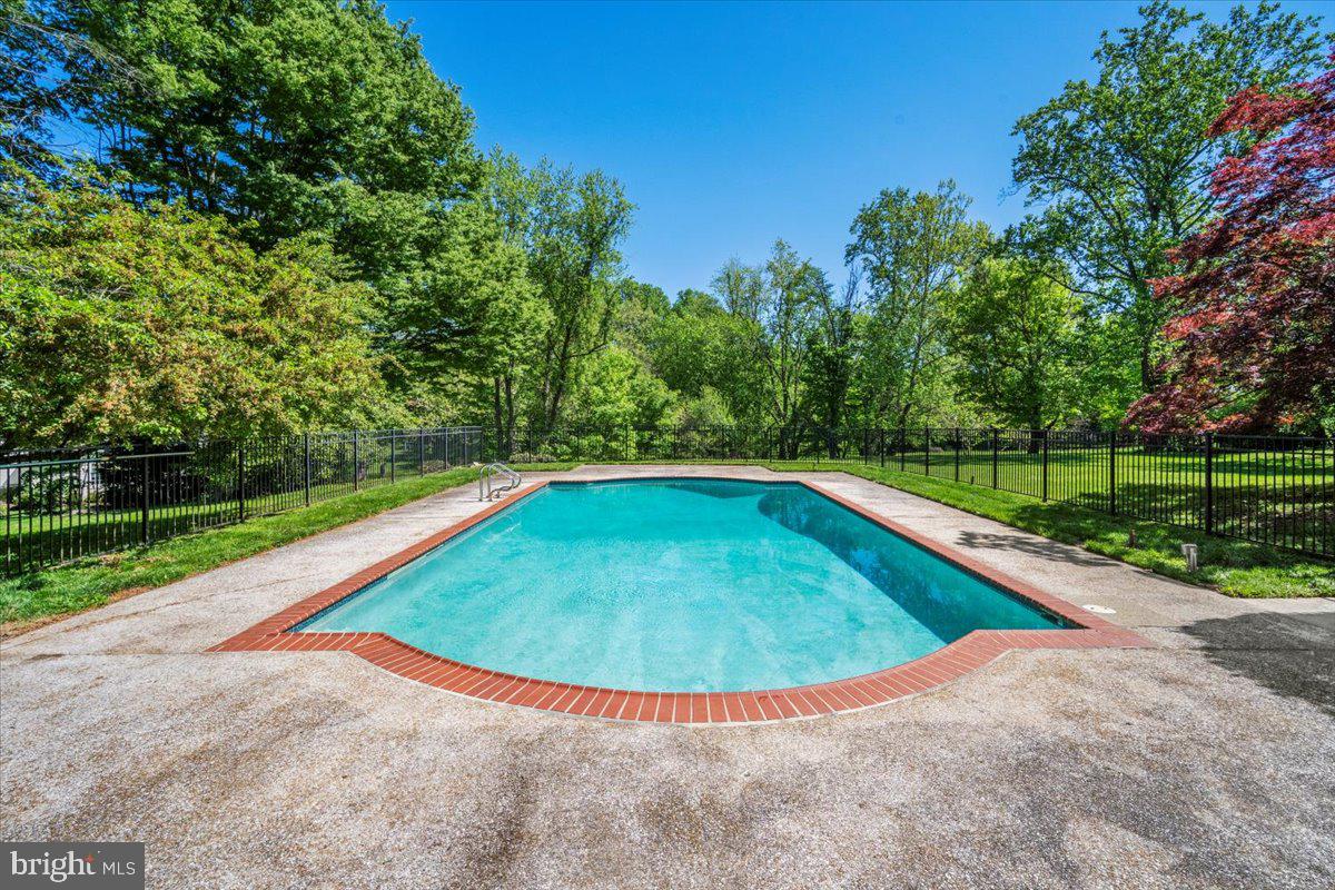 GREAT FALLS ESTATES - Residential
