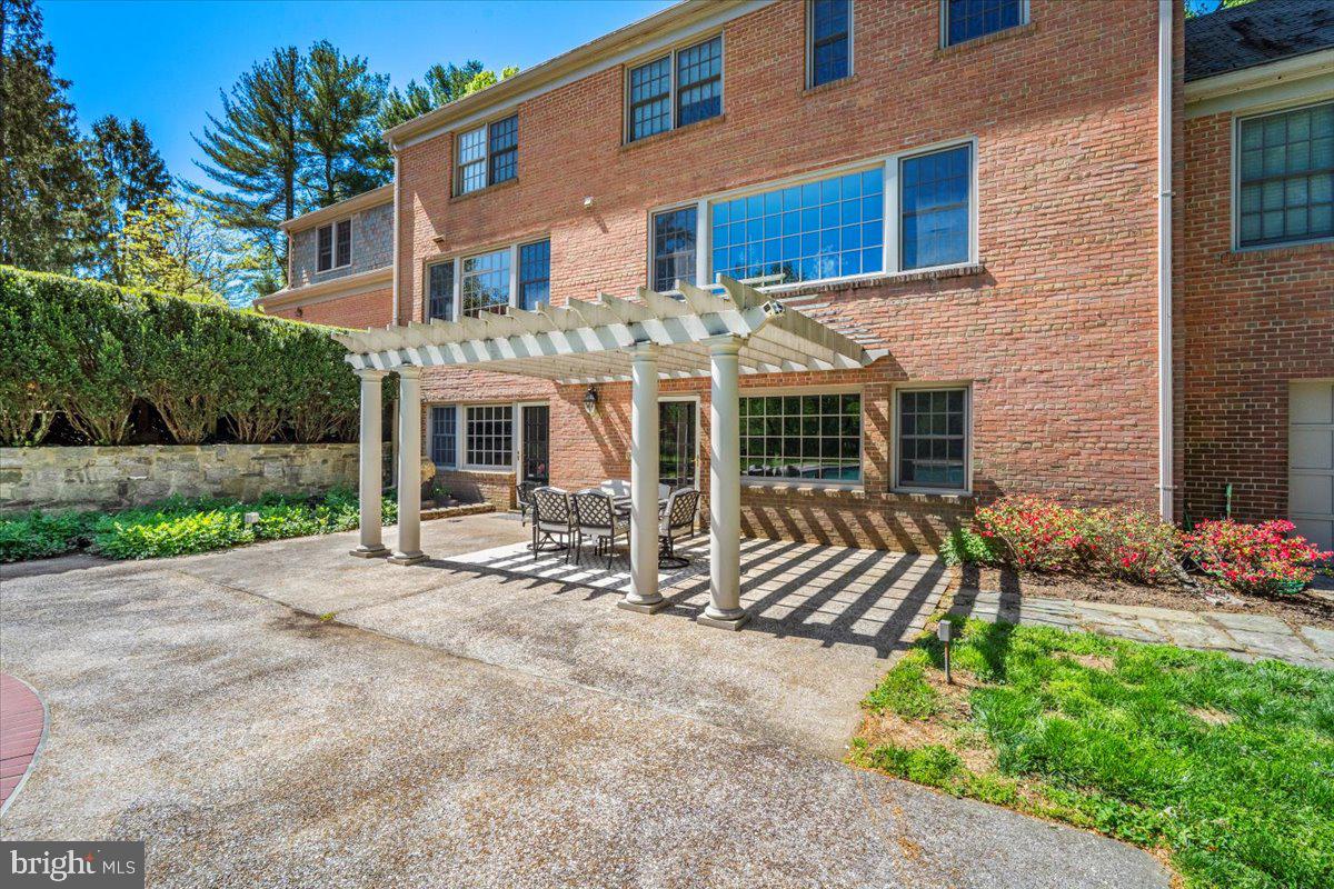 GREAT FALLS ESTATES - Residential