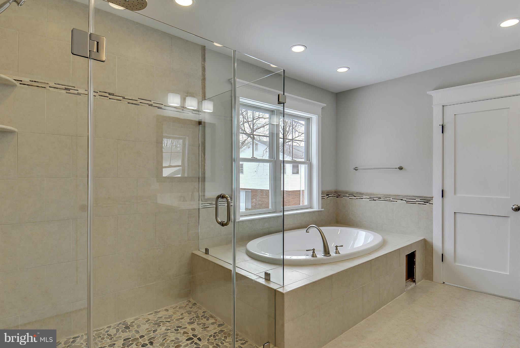 BRADMOOR - Residential