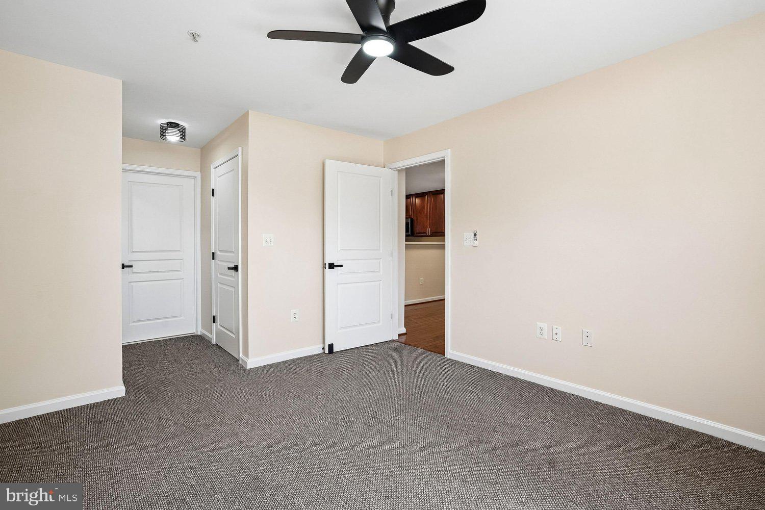 MARKET STREET AT TOWN CENTER - Residential