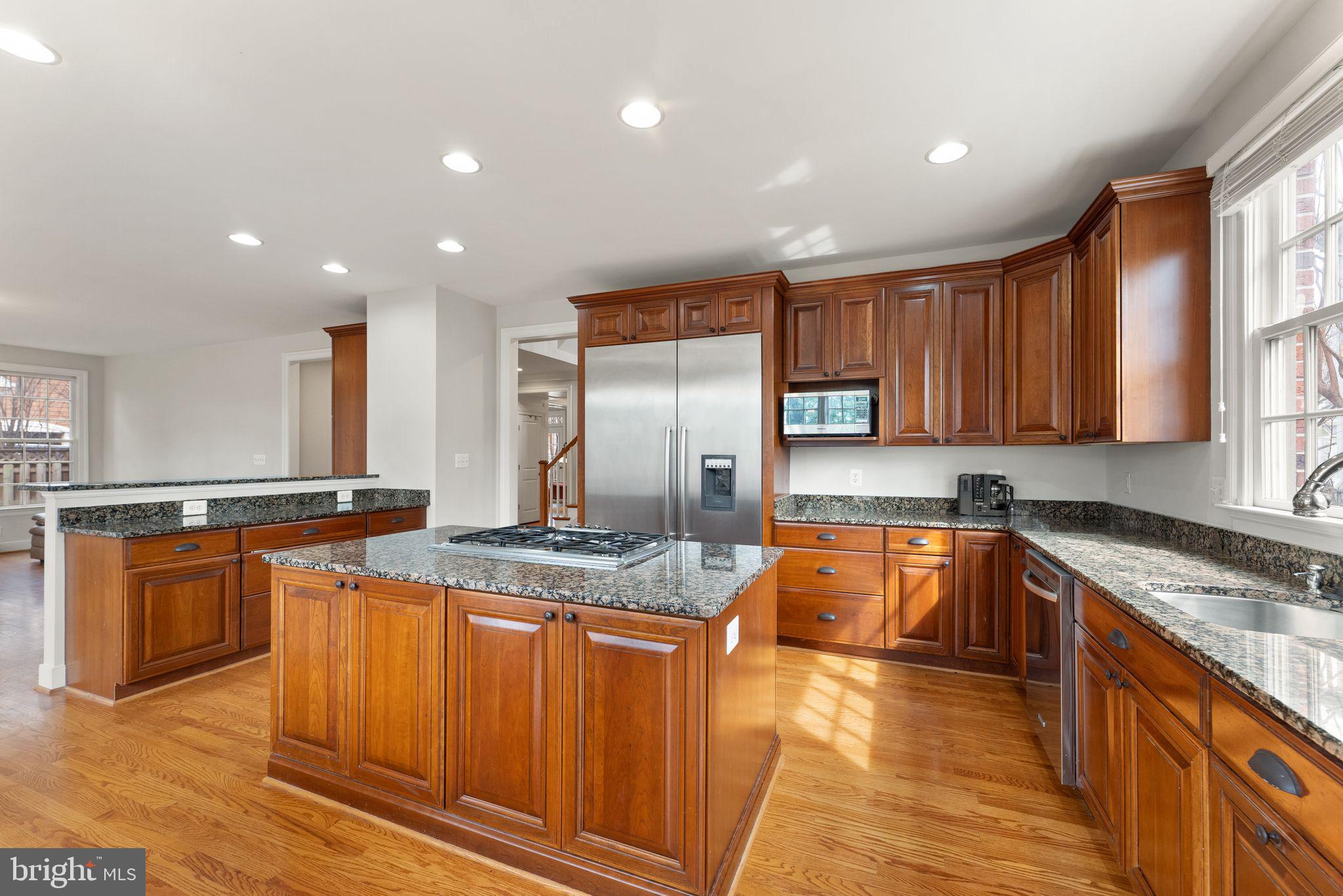 WEST MC LEAN - Residential