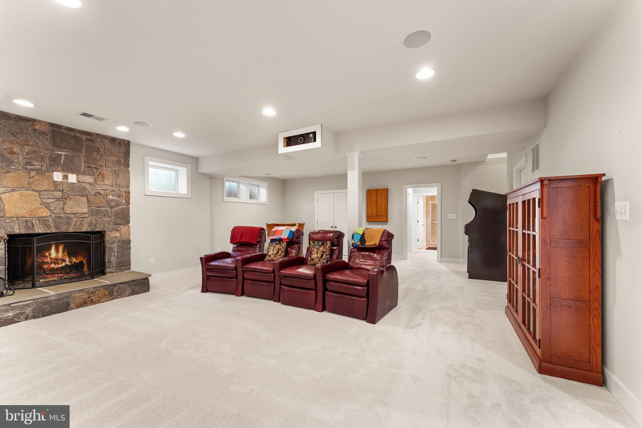 WEST MC LEAN - Residential