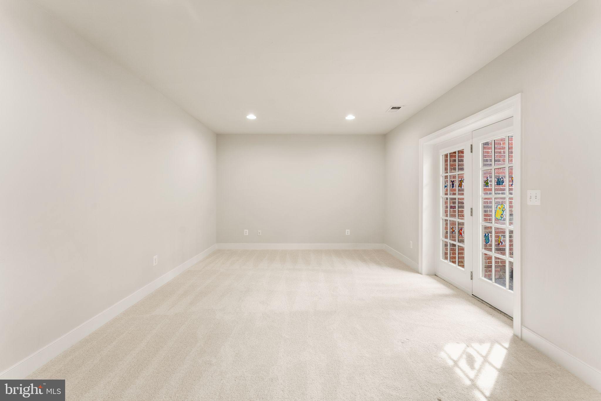 WEST MC LEAN - Residential