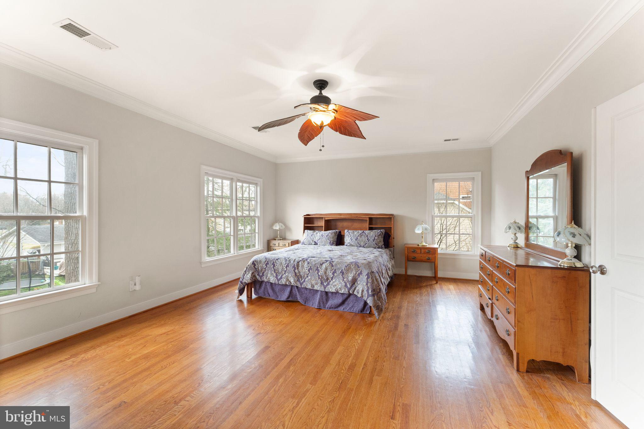WEST MC LEAN - Residential