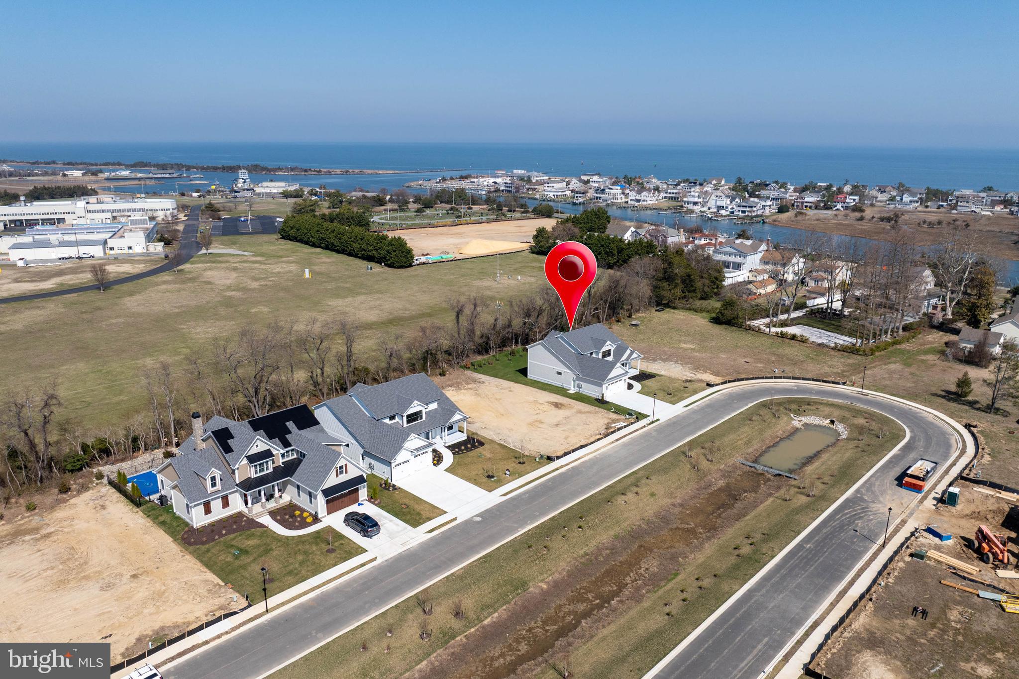 FISHERS COVE - Residential