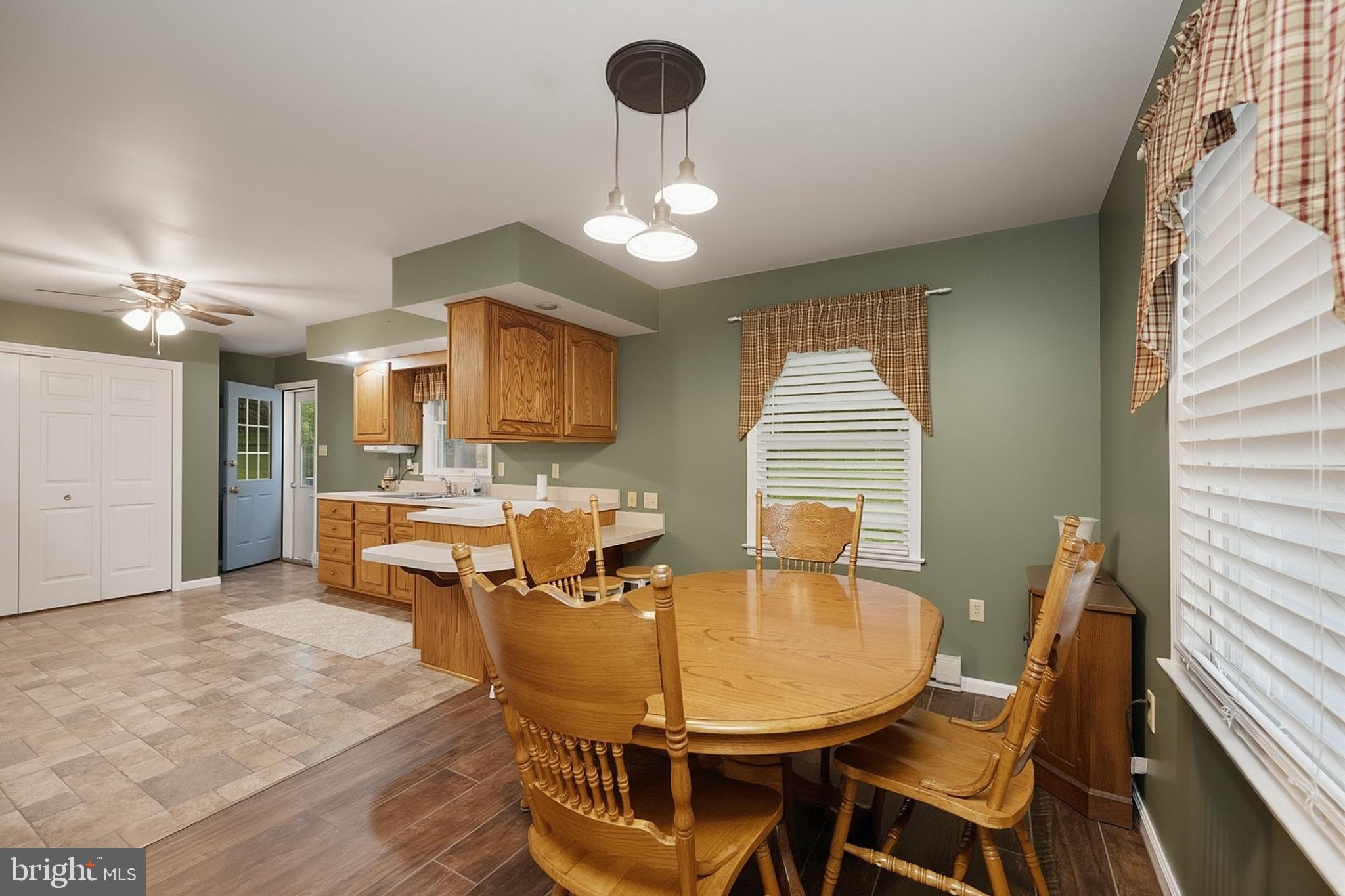 VALLEY VIEW - Residential