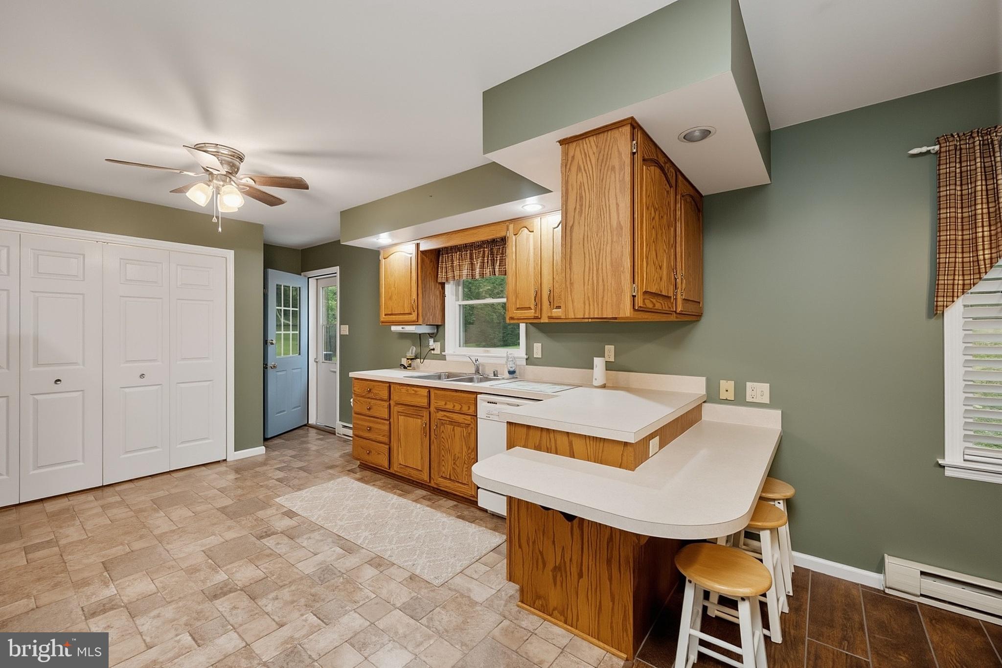 VALLEY VIEW - Residential