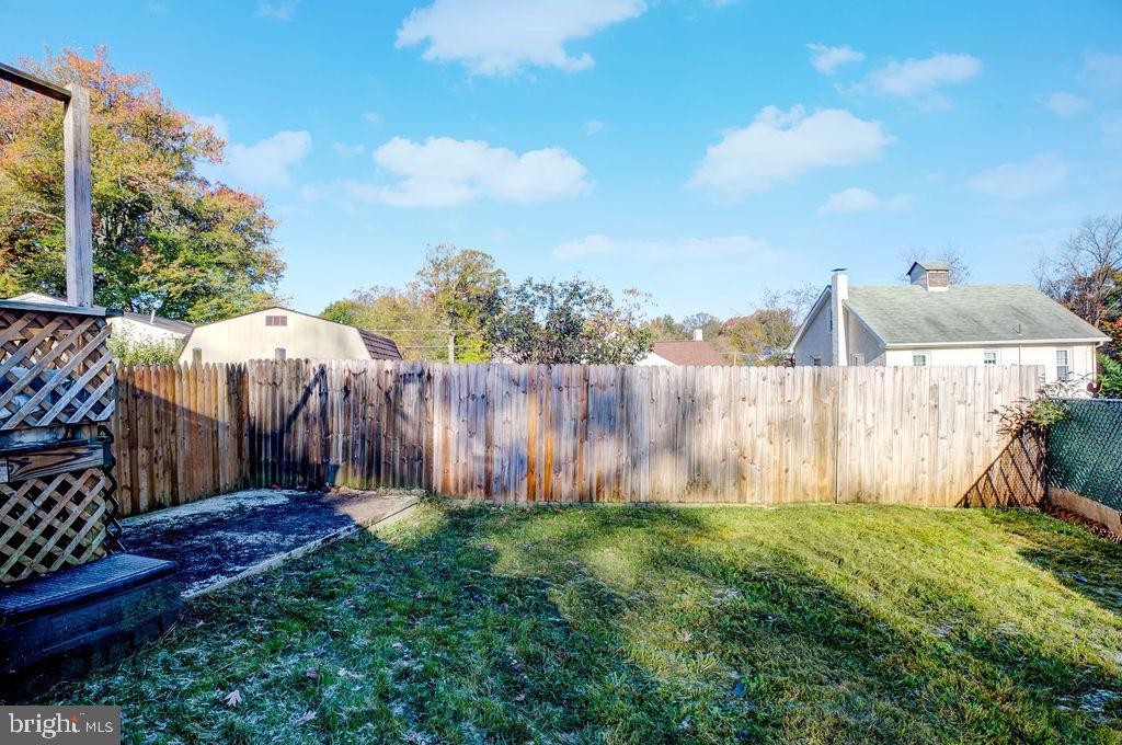 FEASTERVILLE - Residential Lease