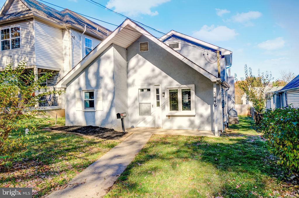 FEASTERVILLE - Residential Lease