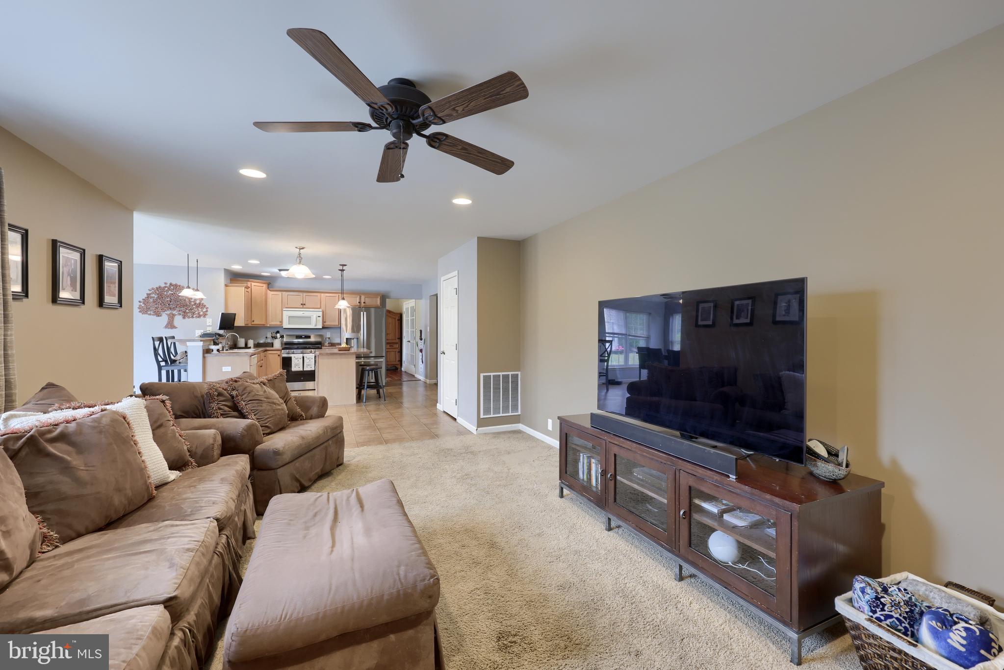 ARBOR GREENE - Residential
