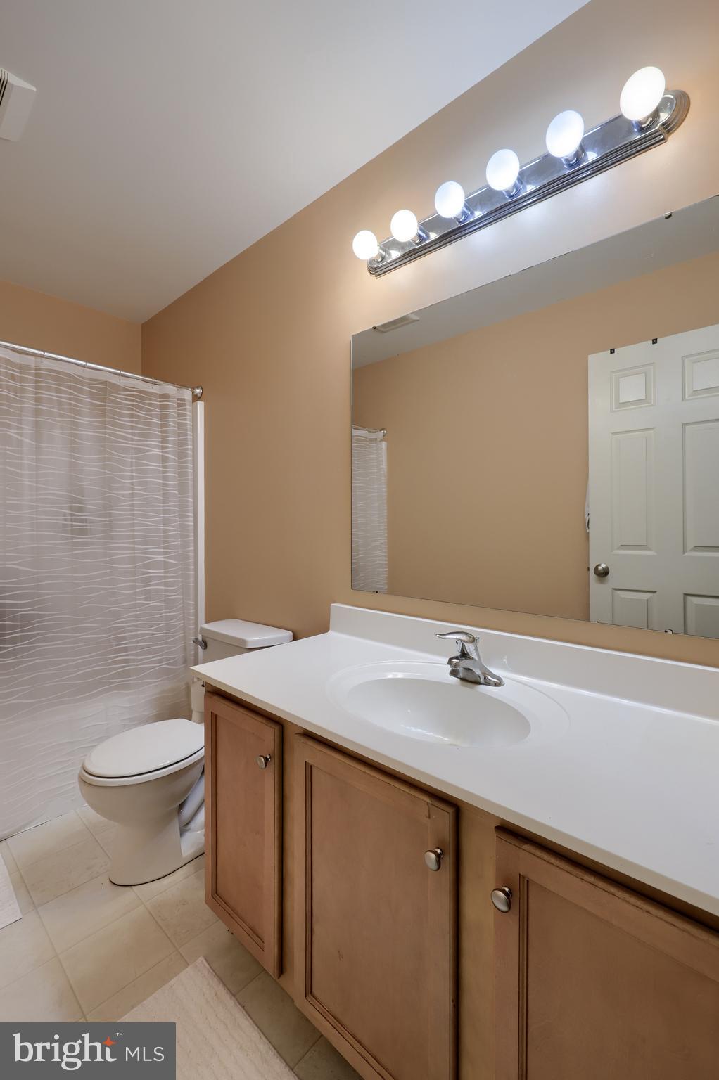 ARBOR GREENE - Residential