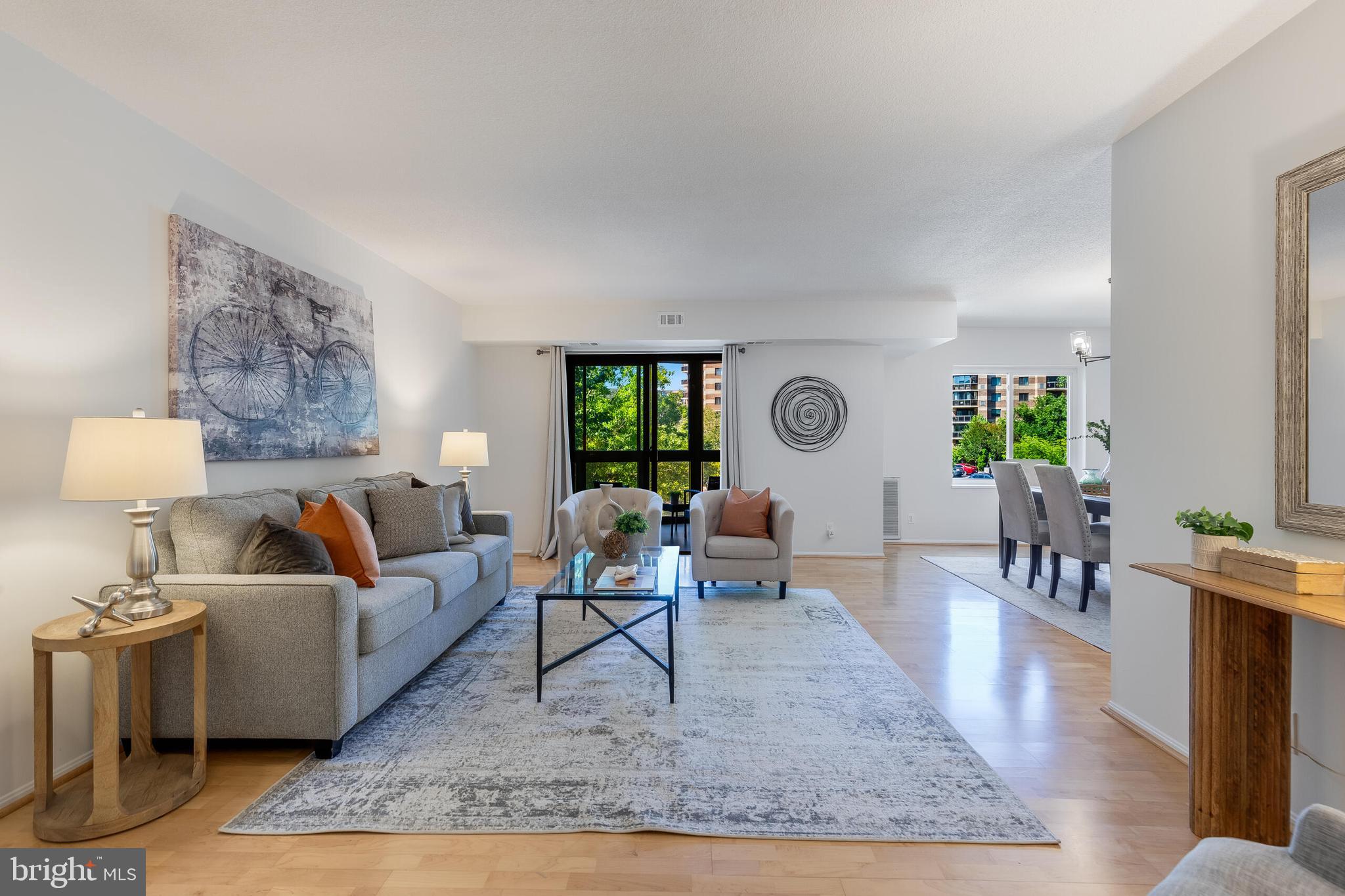 ROTONDA - Residential