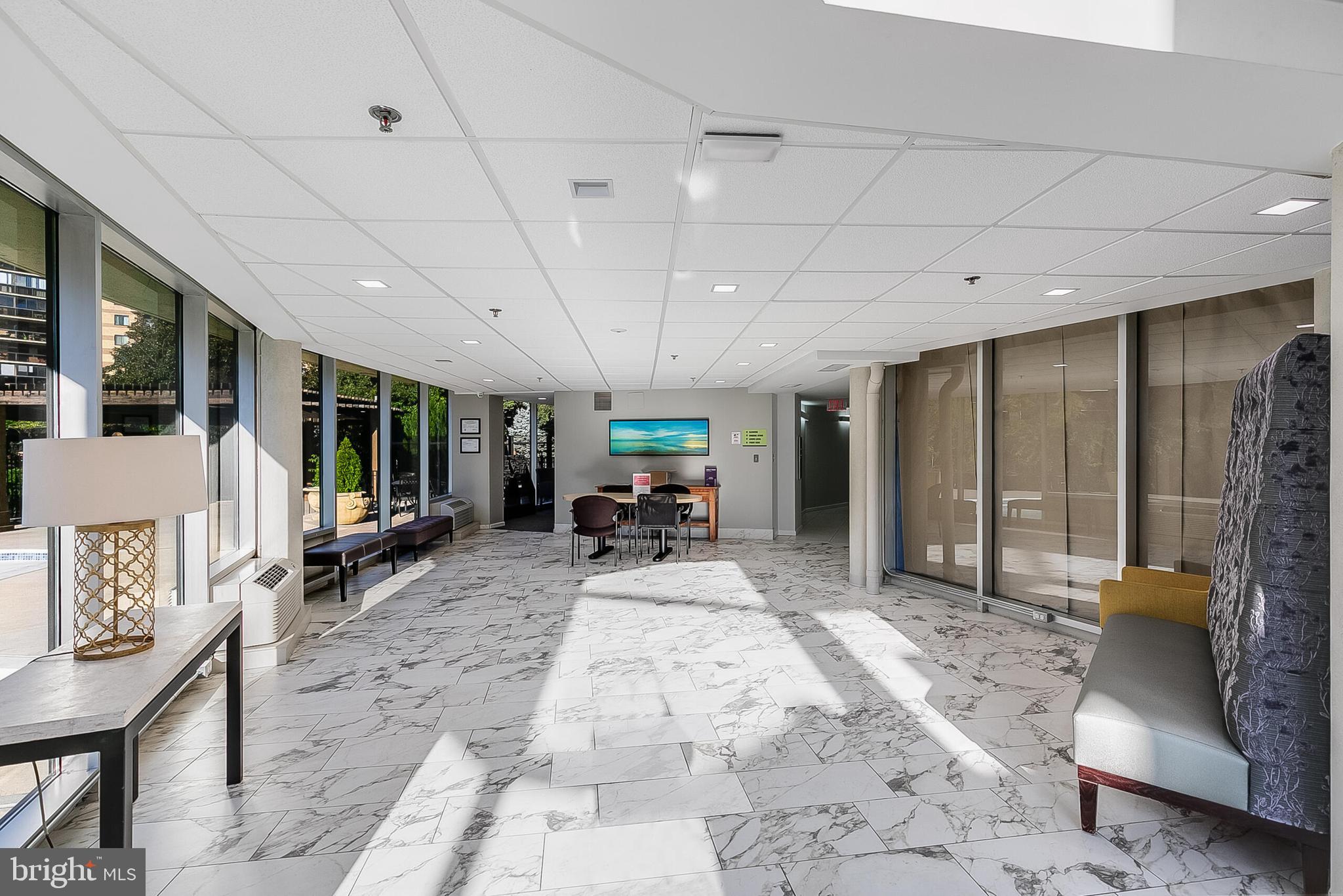 ROTONDA - Residential