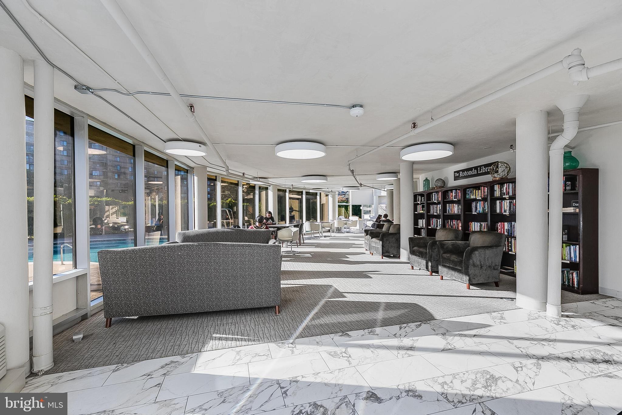 ROTONDA - Residential