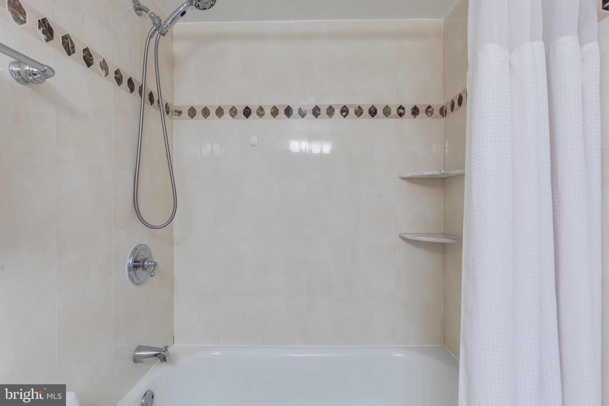 ROTONDA - Residential