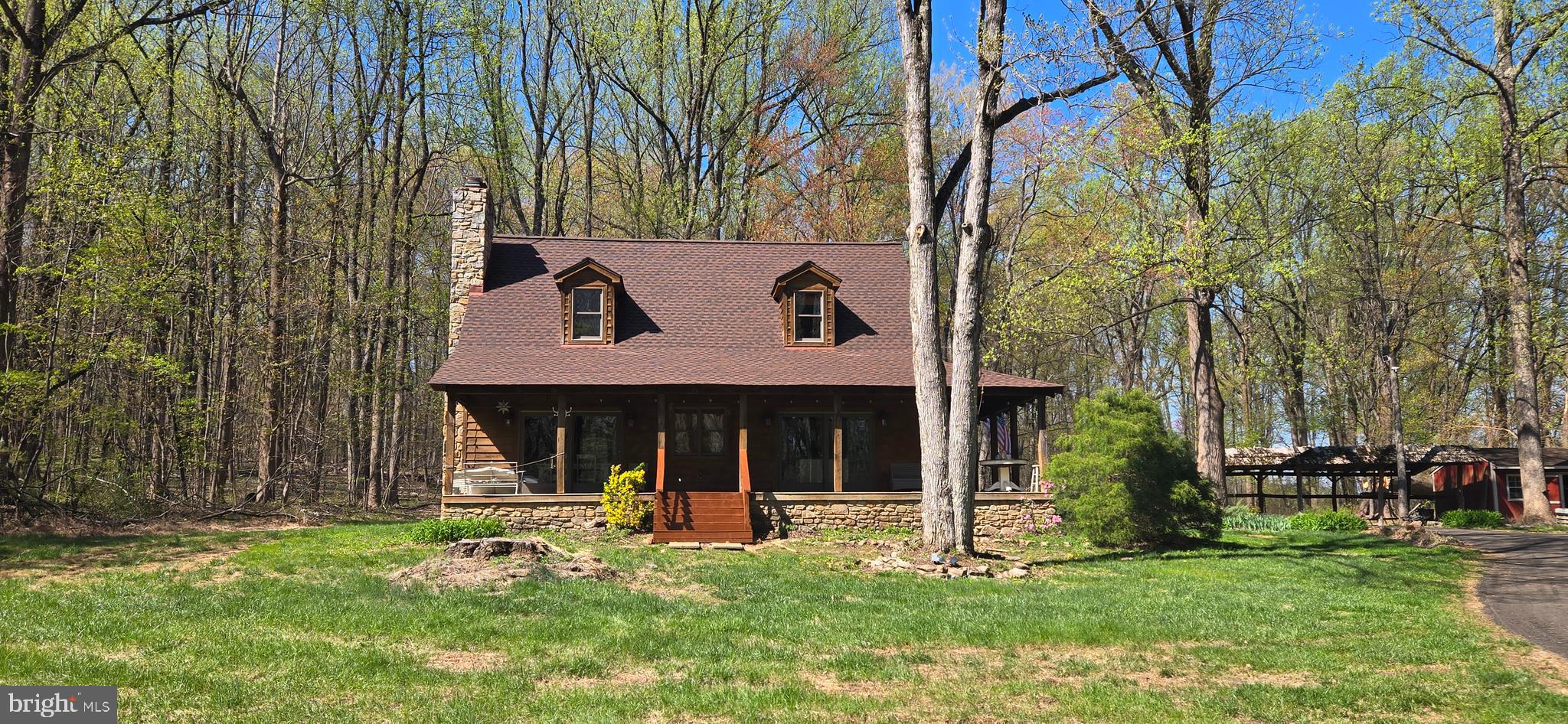 SHORT HILL - Residential