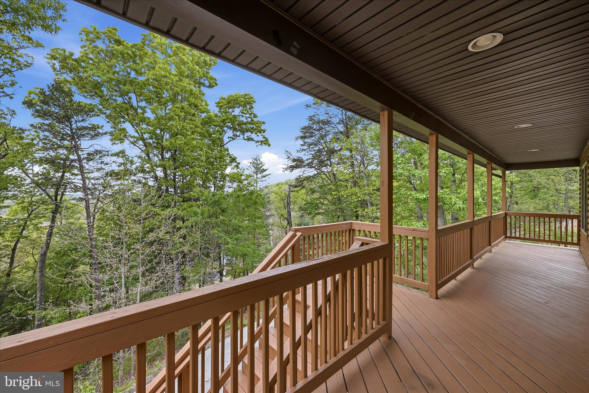 SHEN FARMS CHAIN SPRING - Residential