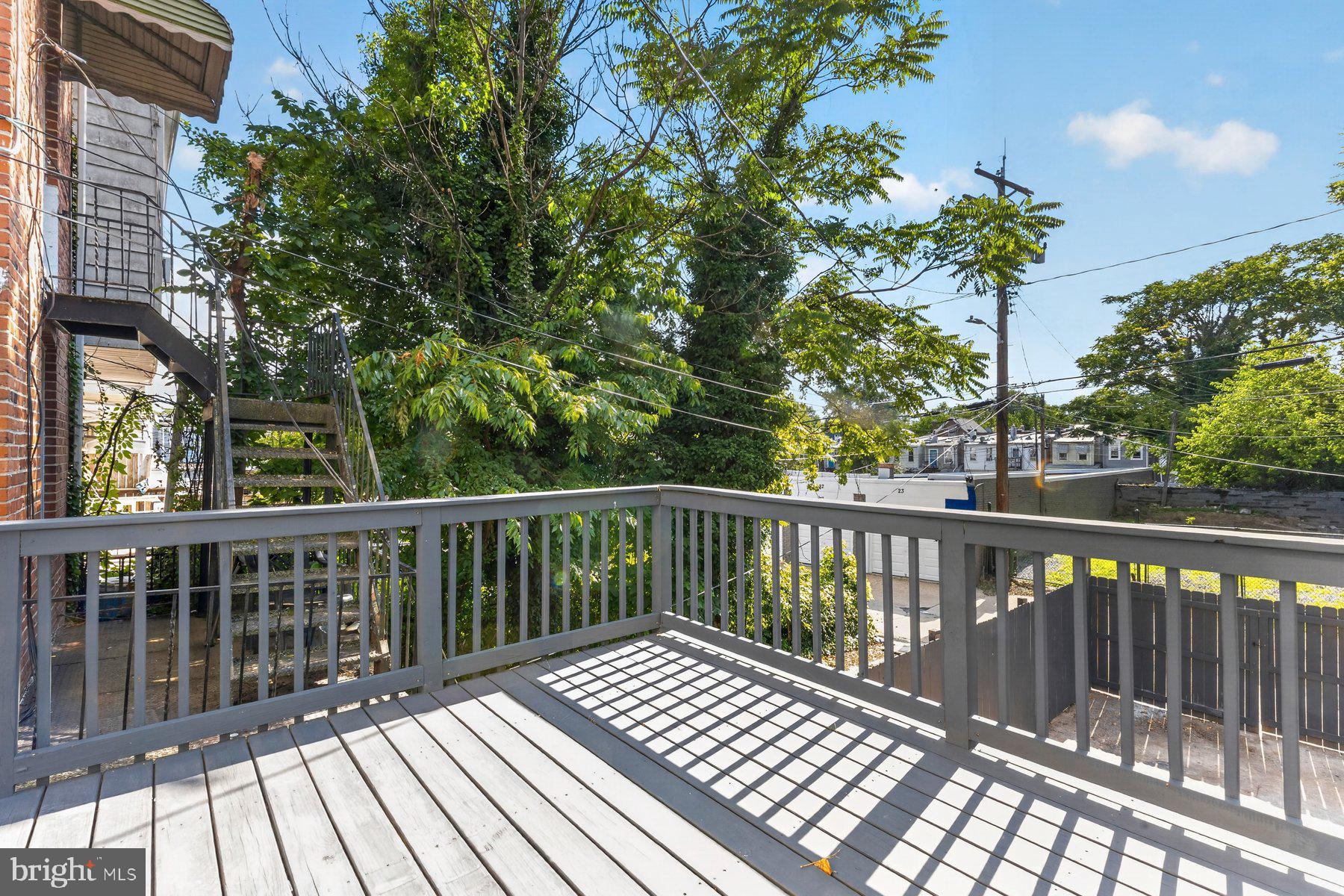 WAVERLY - Residential